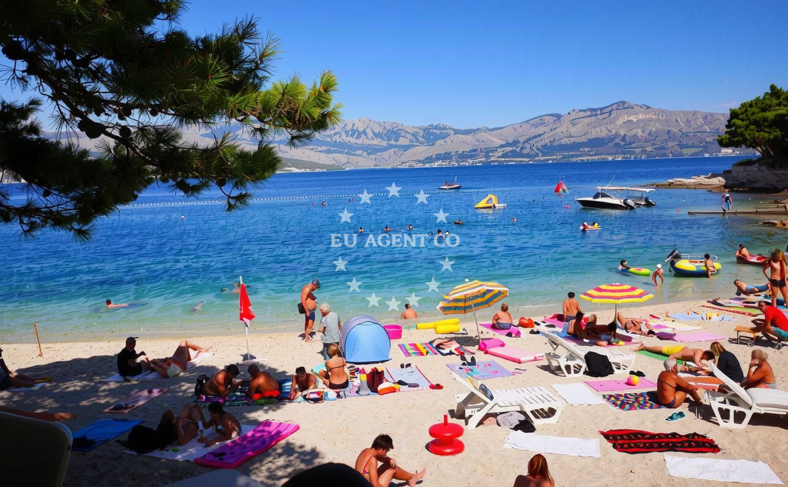 Additional view of Molo Lozna beach in Grodac, Postira