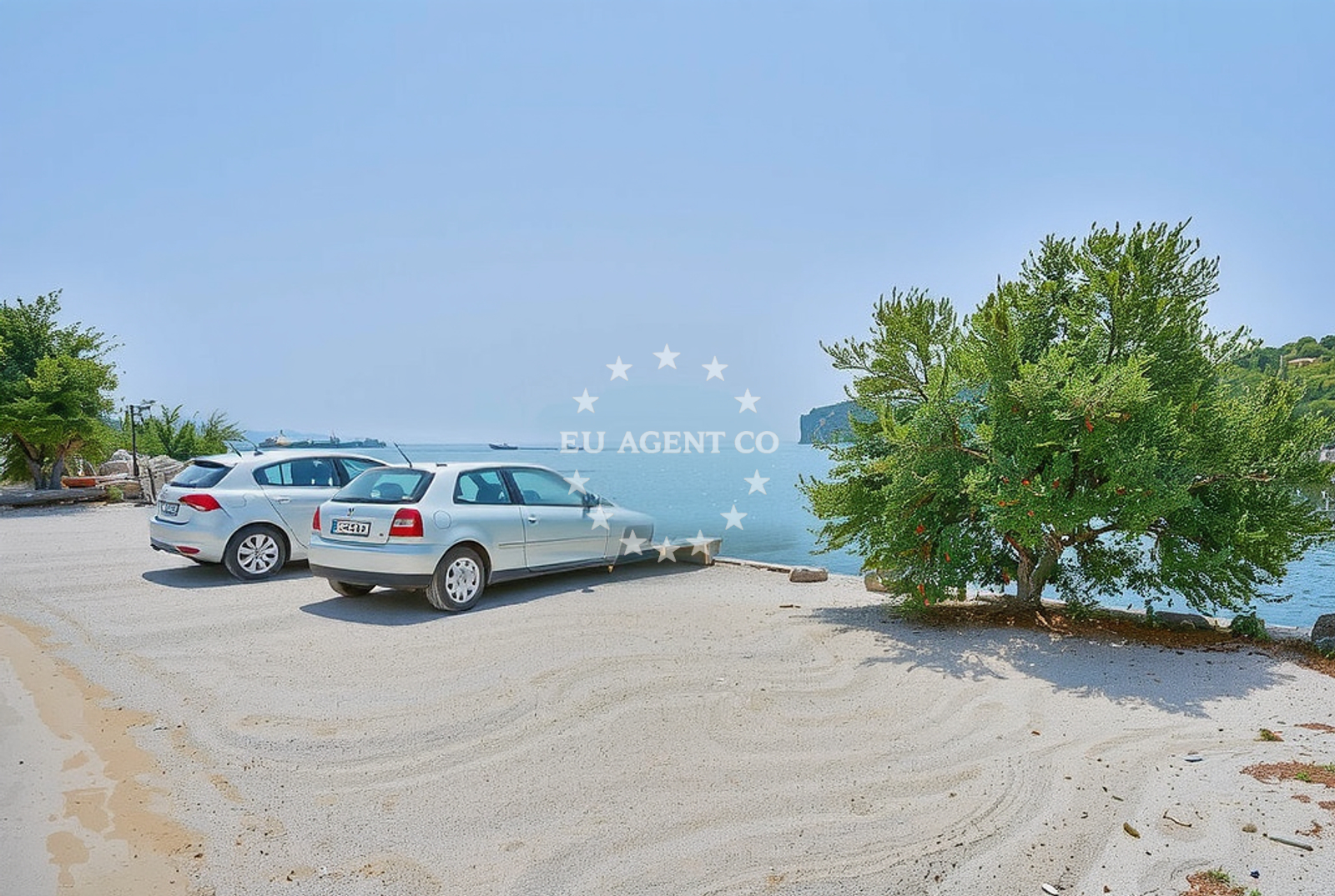 Additional view of Molunat beach in Molunat 61, Molunat