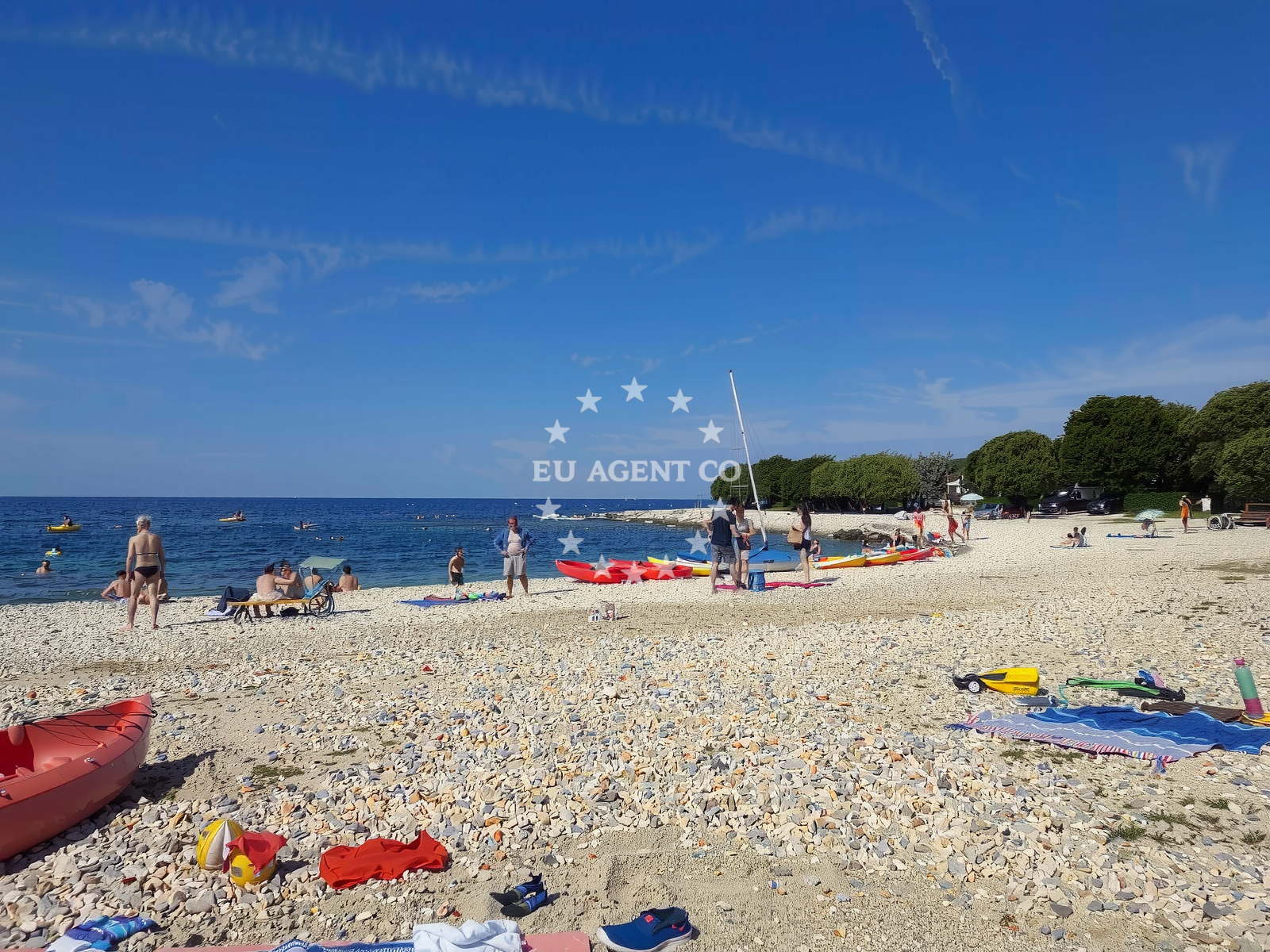 Additional view of Mon Perin beach in San Pol 1, Bale