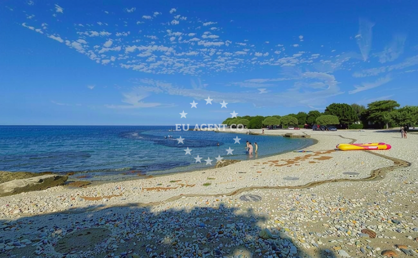 Additional view of Mon Perin beach in San Pol 1, Bale