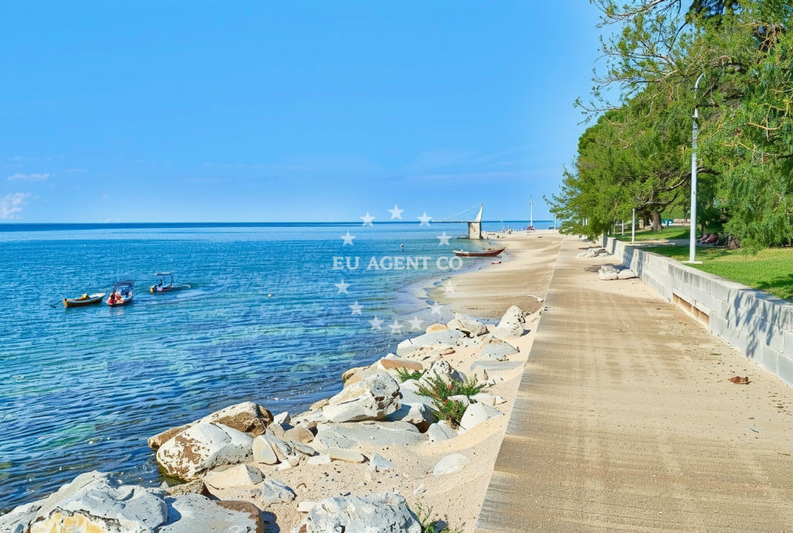 Shoreline and swimming area at Muđela jug, Umag Beach in Muđela jug