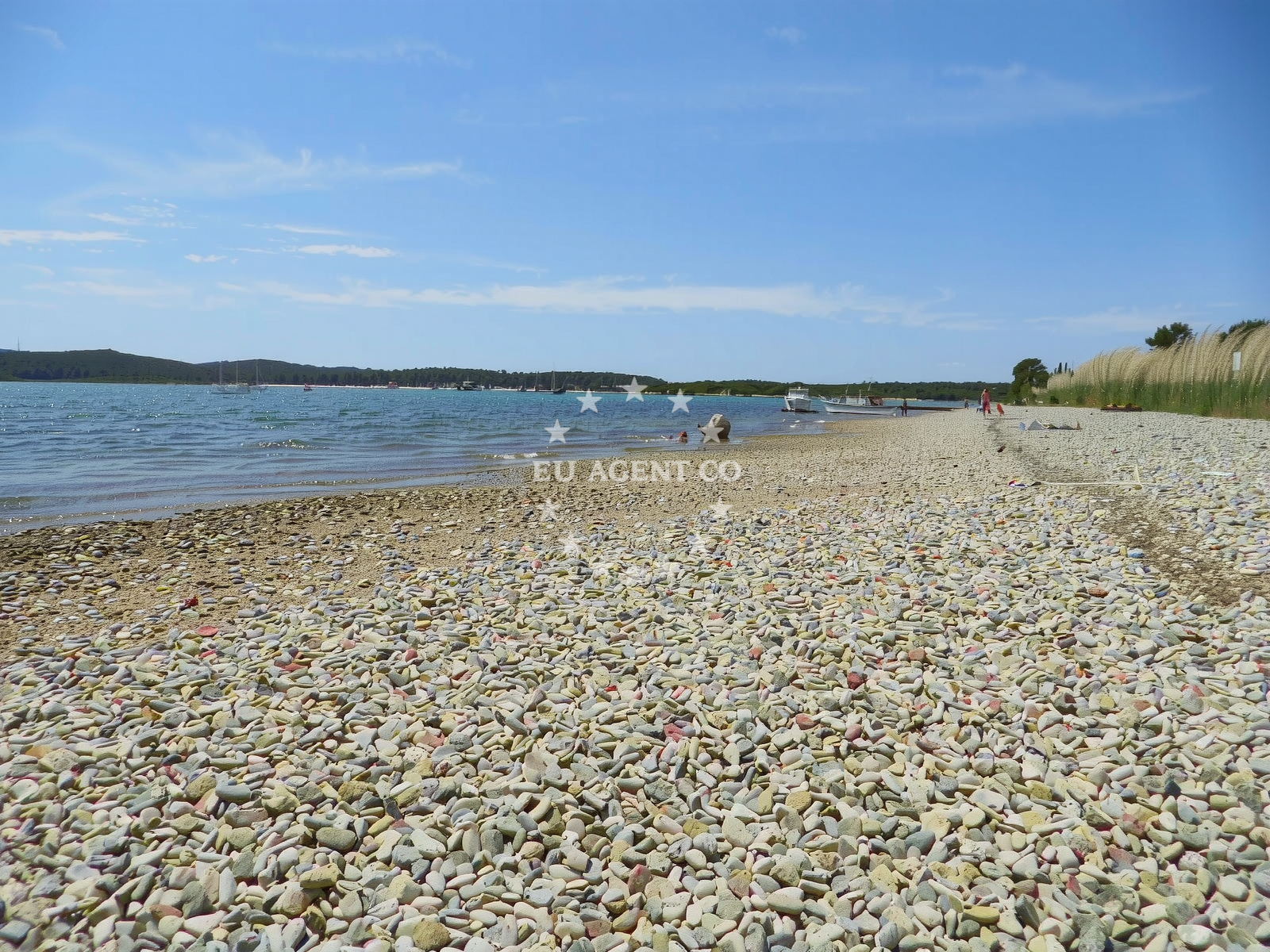 Overview of Mukalba beach in , Medulin