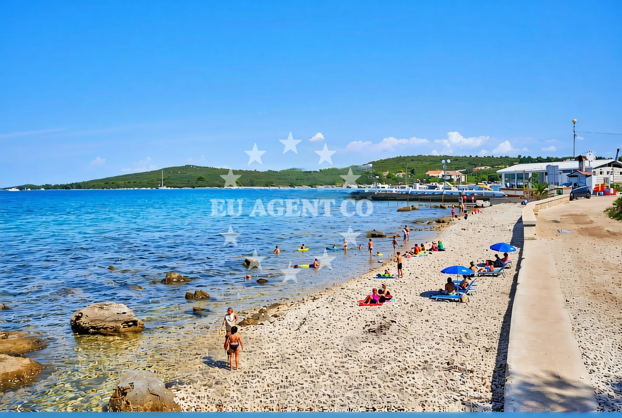 Shoreline and swimming area at Muline jug, Ugljan (Ugljan) Beach in Muline jug