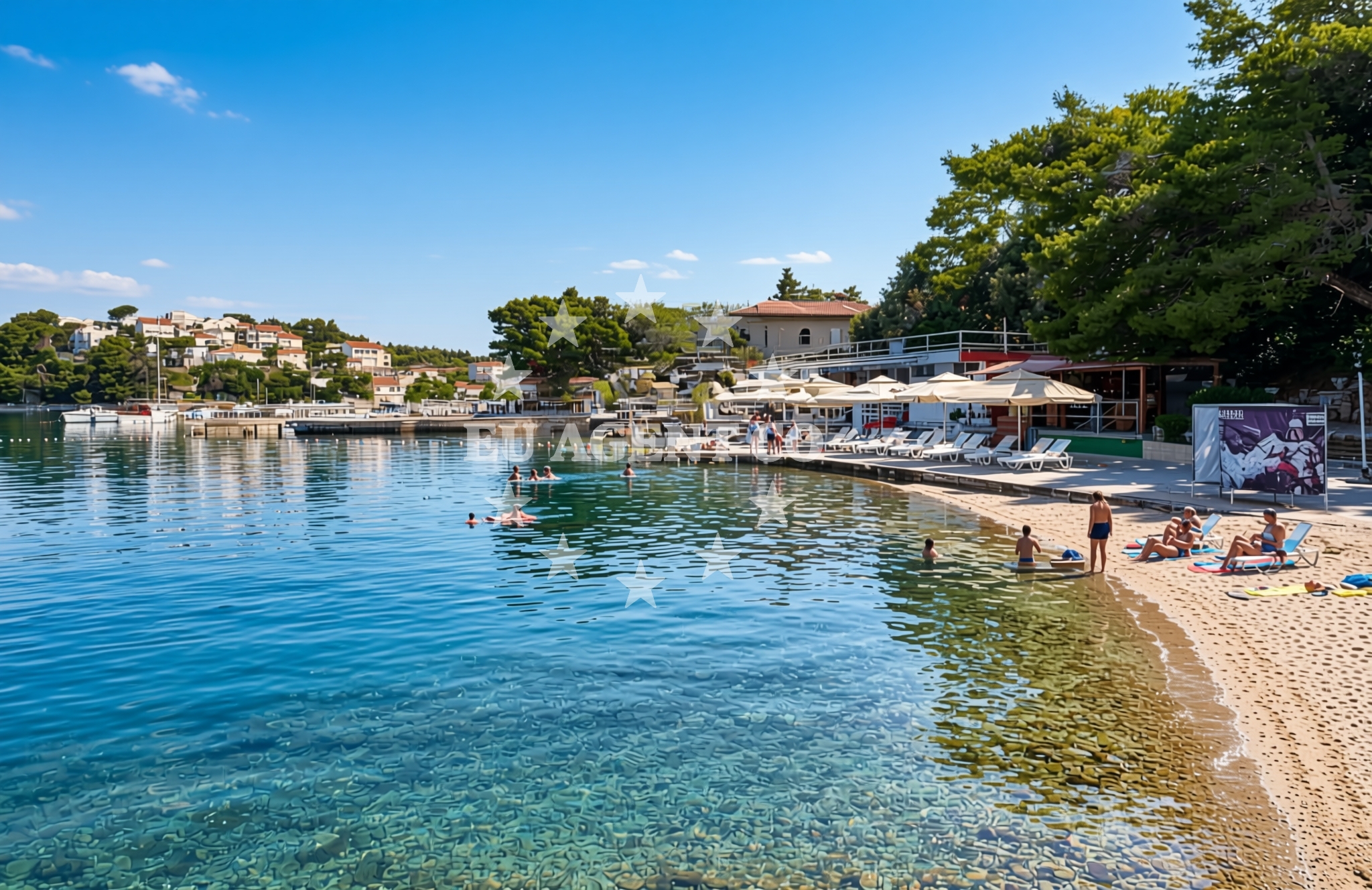 Sea and coastal view of Mundanije (Rab): beaches and coves in Mundanije (Rab)