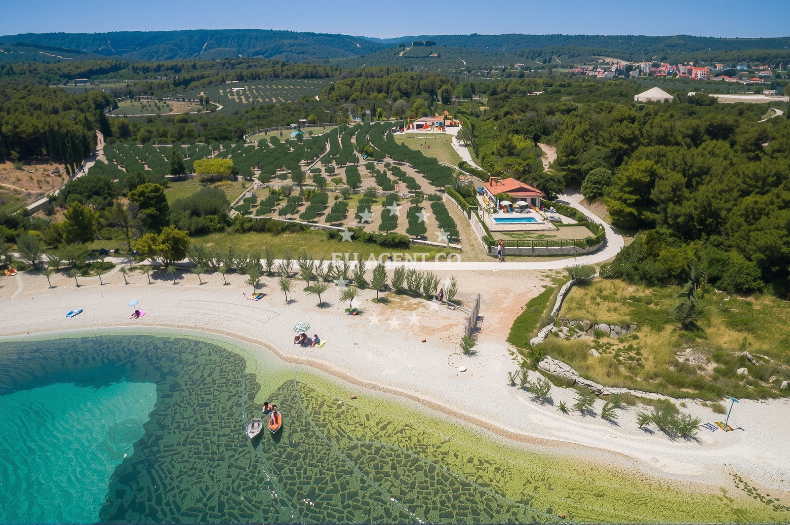 Shoreline and swimming area at Mutnik beach in Ravan III 17, Mirce