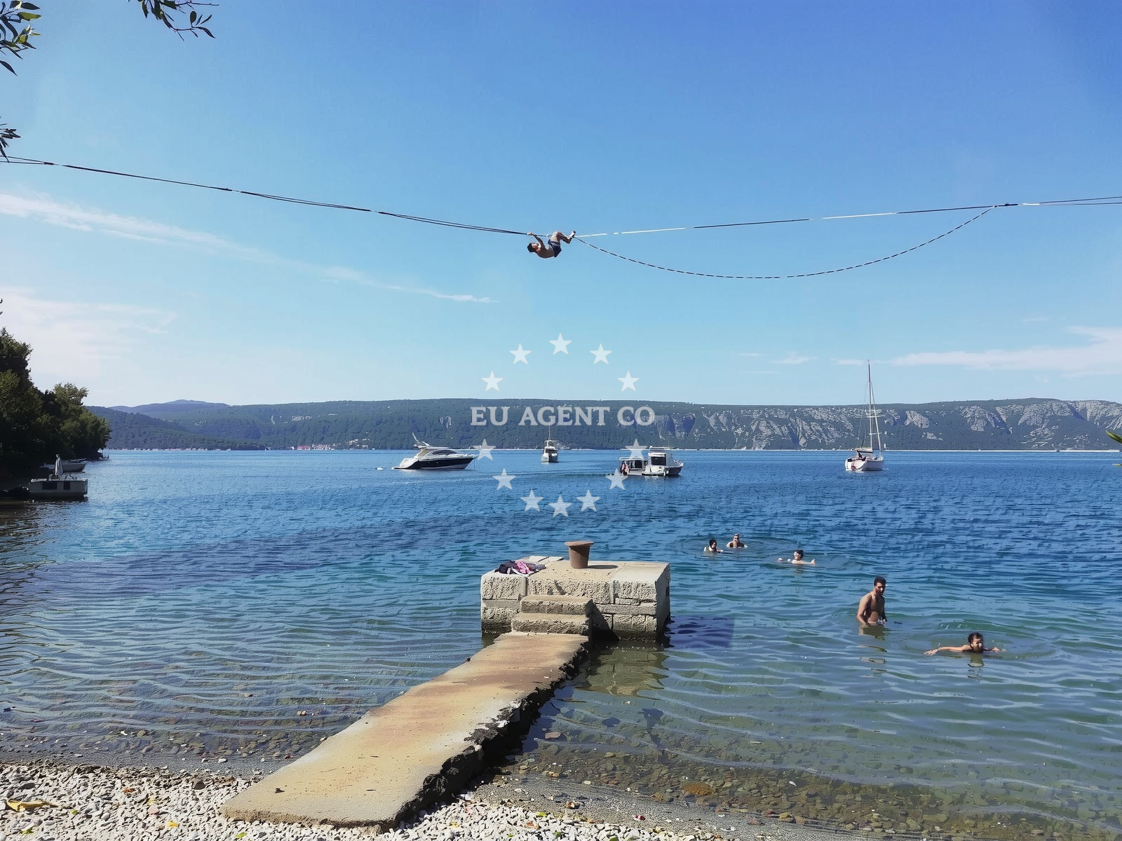 Beach facilities and surroundings at Nava beach in Melin III 13, Cres