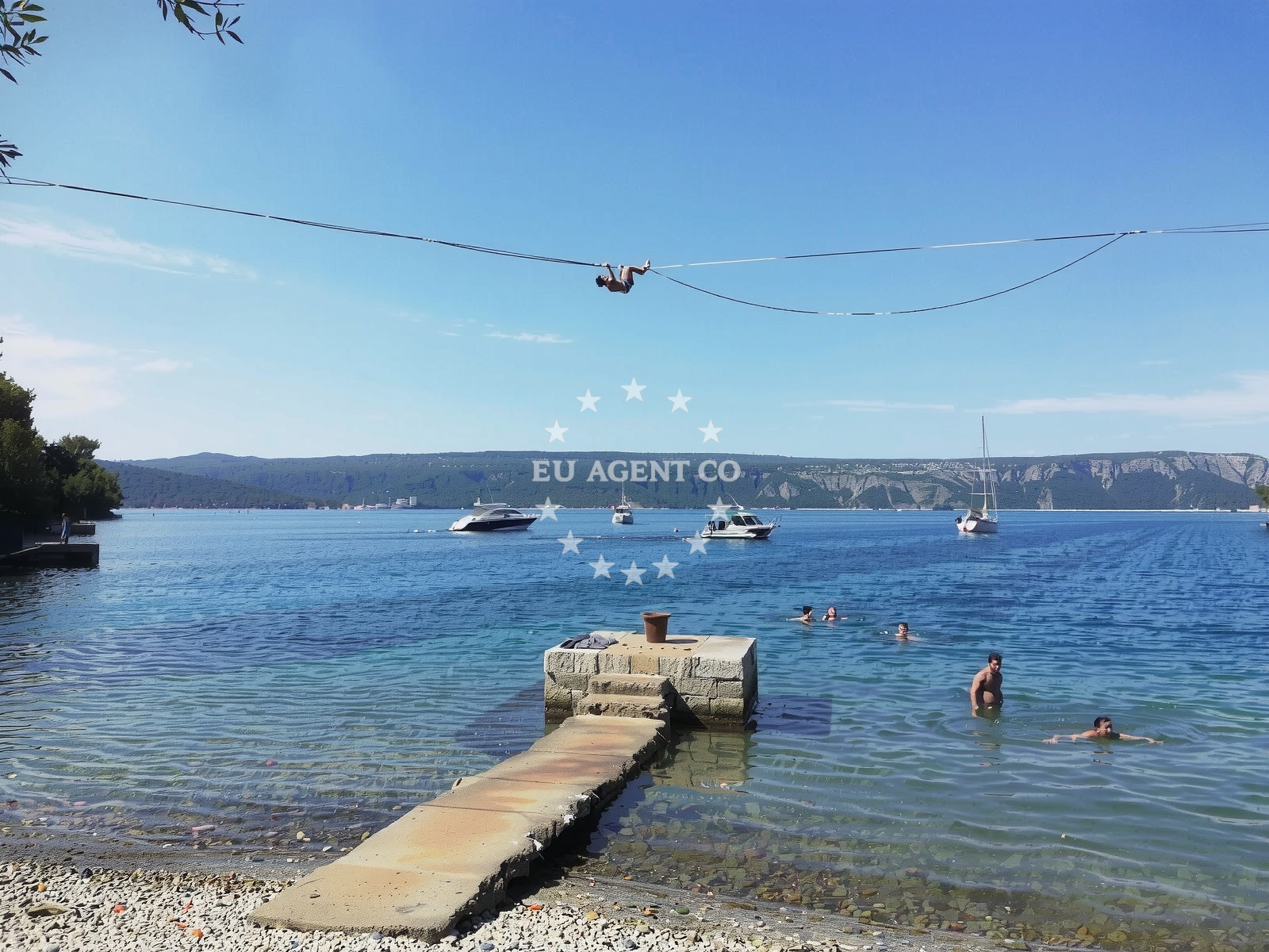 Additional view of Nava beach in Melin III 13, Cres