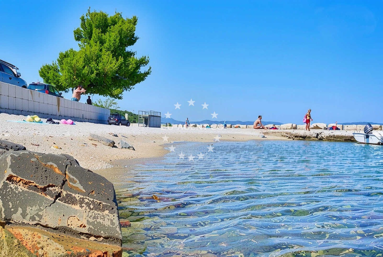 Additional view of Necujam beach in Eugena Buktenice 9, Nečujam