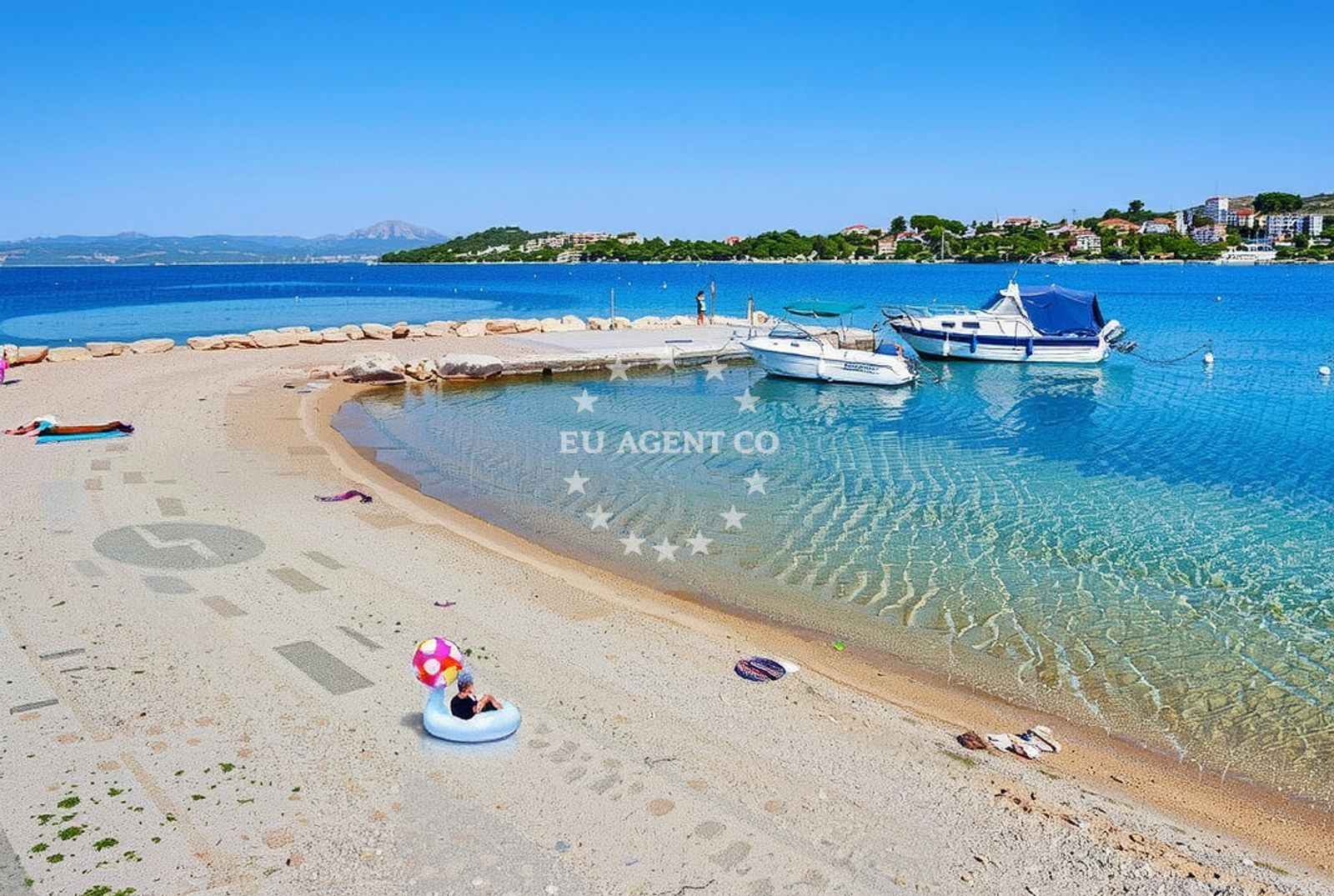 Additional view of Necujam beach in Eugena Buktenice 9, Nečujam