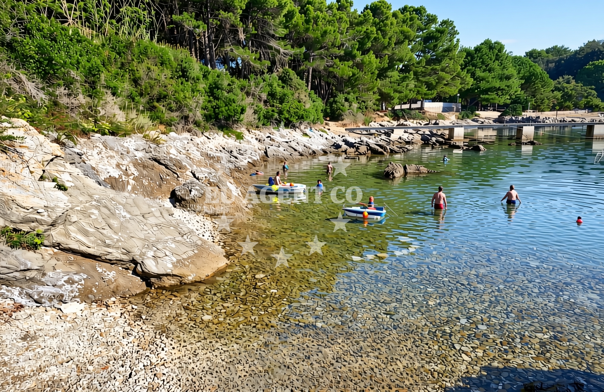 Beach facilities and surroundings at Nerezine jug, Nerezine (Lošinj) Beach in Nerezine jug