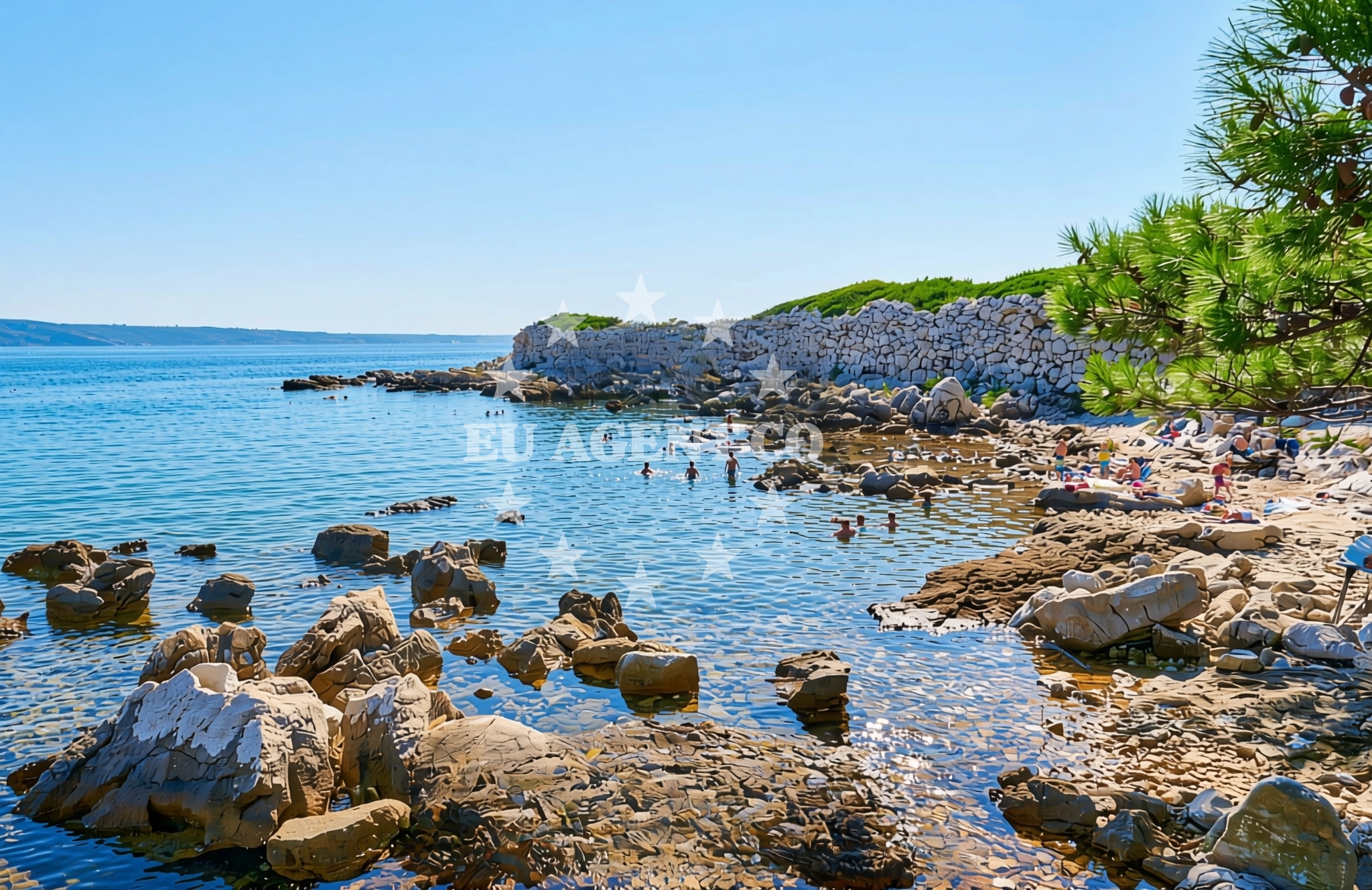 Beach facilities and surroundings at Nerezine (Lošinj): beaches and coves (23) in Nerezine (Lošinj)