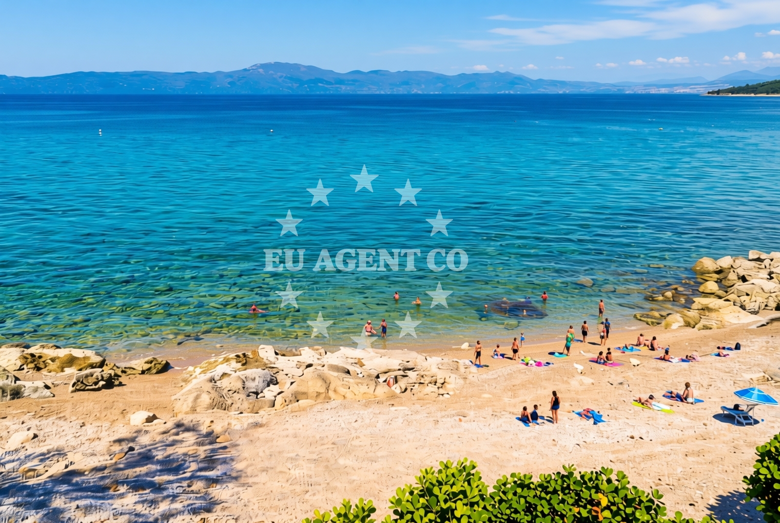 Beach facilities and surroundings at Njivice (Krk): beaches and coves (6) in Njivice (Krk)