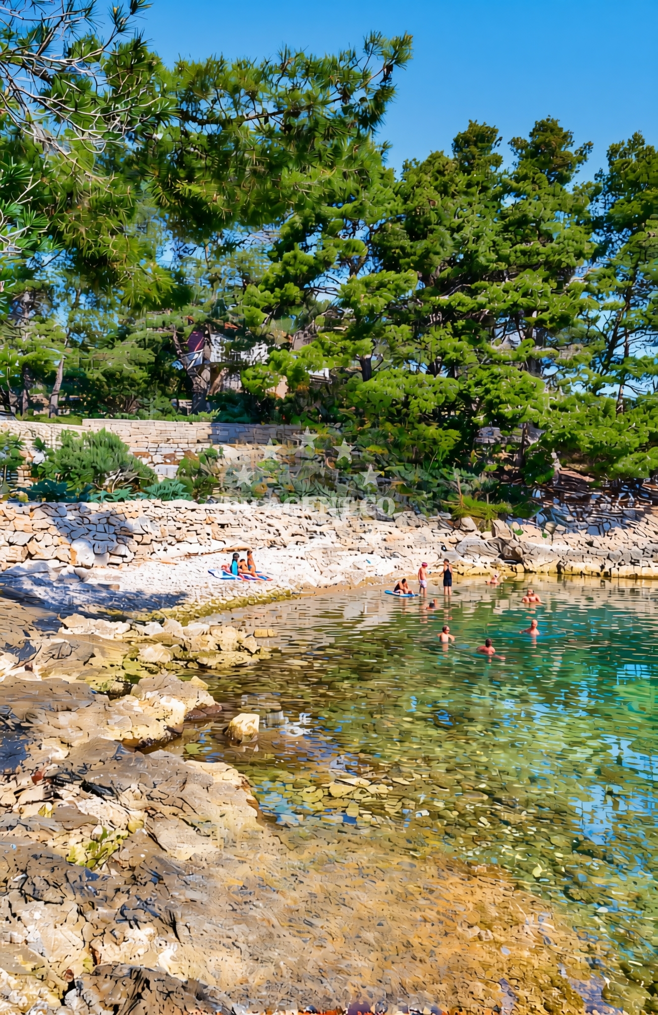 Shoreline and swimming area at Nova Poštica zapad, Vrboska (Hvar) Beach in Nova Poštica zapad
