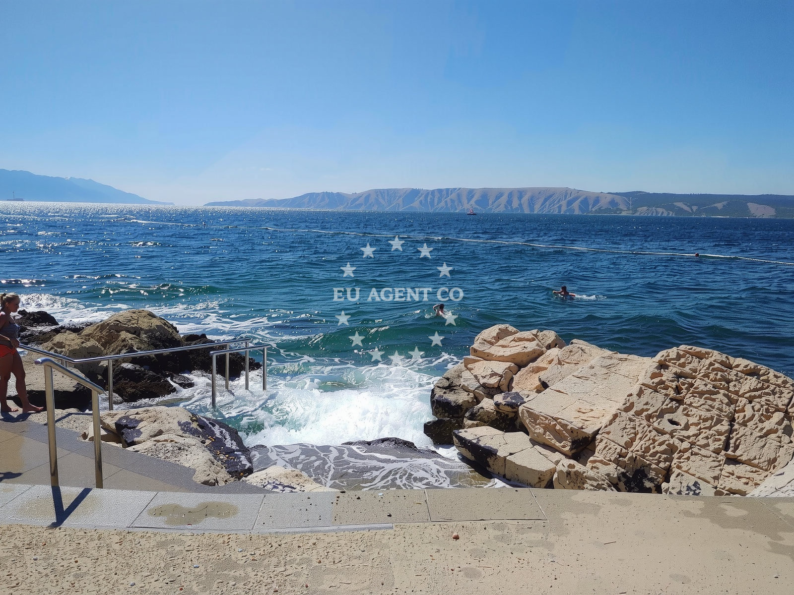 Additional view of Novi Marina beach in 10 Stjepana Mazuranića Erdgeschoss, Novi Vinodolski