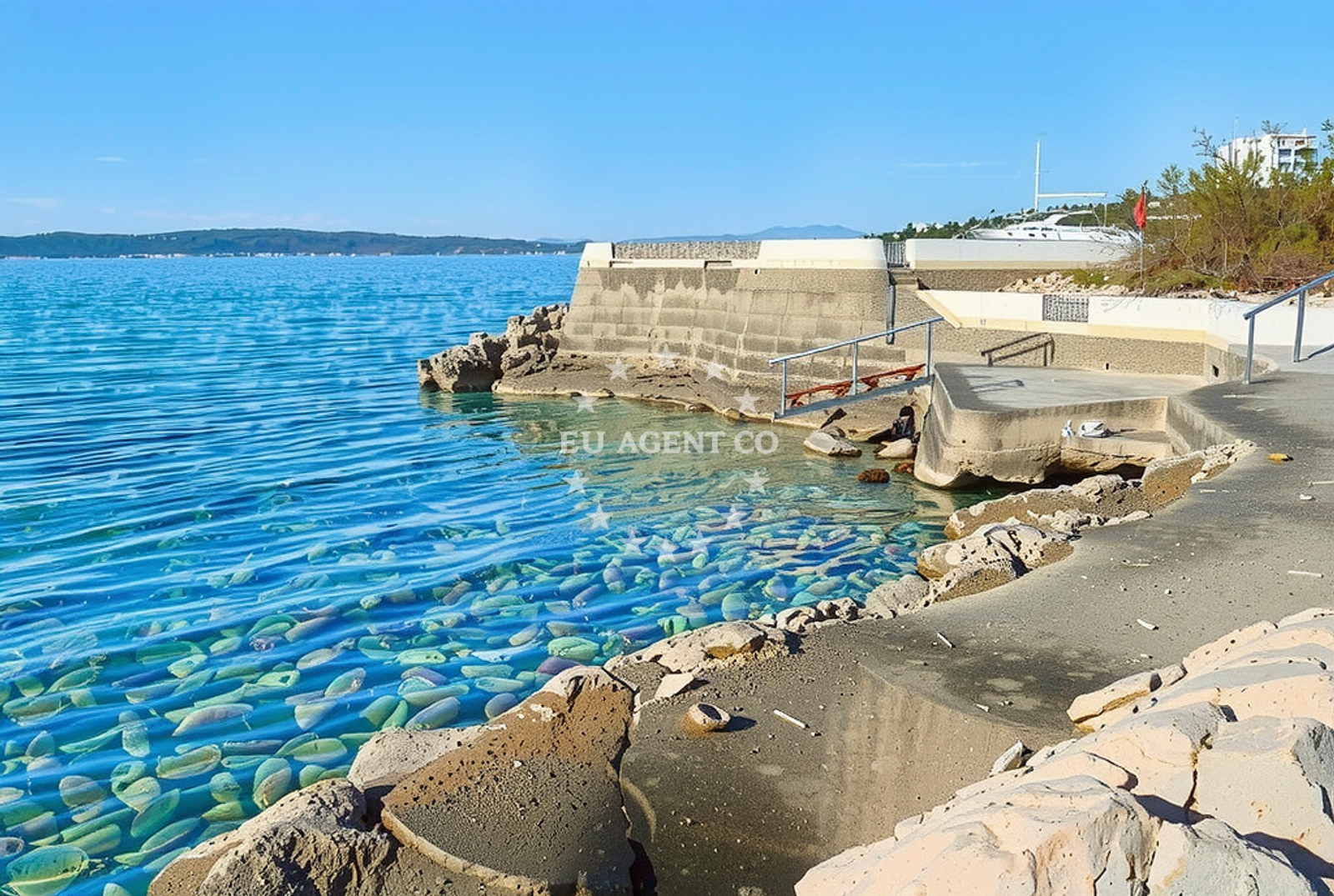 Additional view of Novi Marina beach in 10 Stjepana Mazuranića Erdgeschoss, Novi Vinodolski