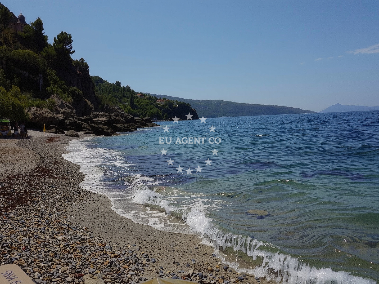Beach facilities and surroundings at Novo Posta beach in Ulica Zrinsko- Frankopanska 43, Komiža