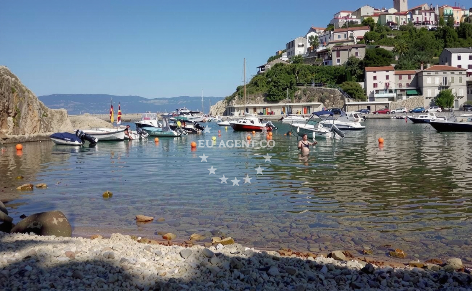 Sea and coastal view of Nuluk beach in Galija 17, Vrbnik