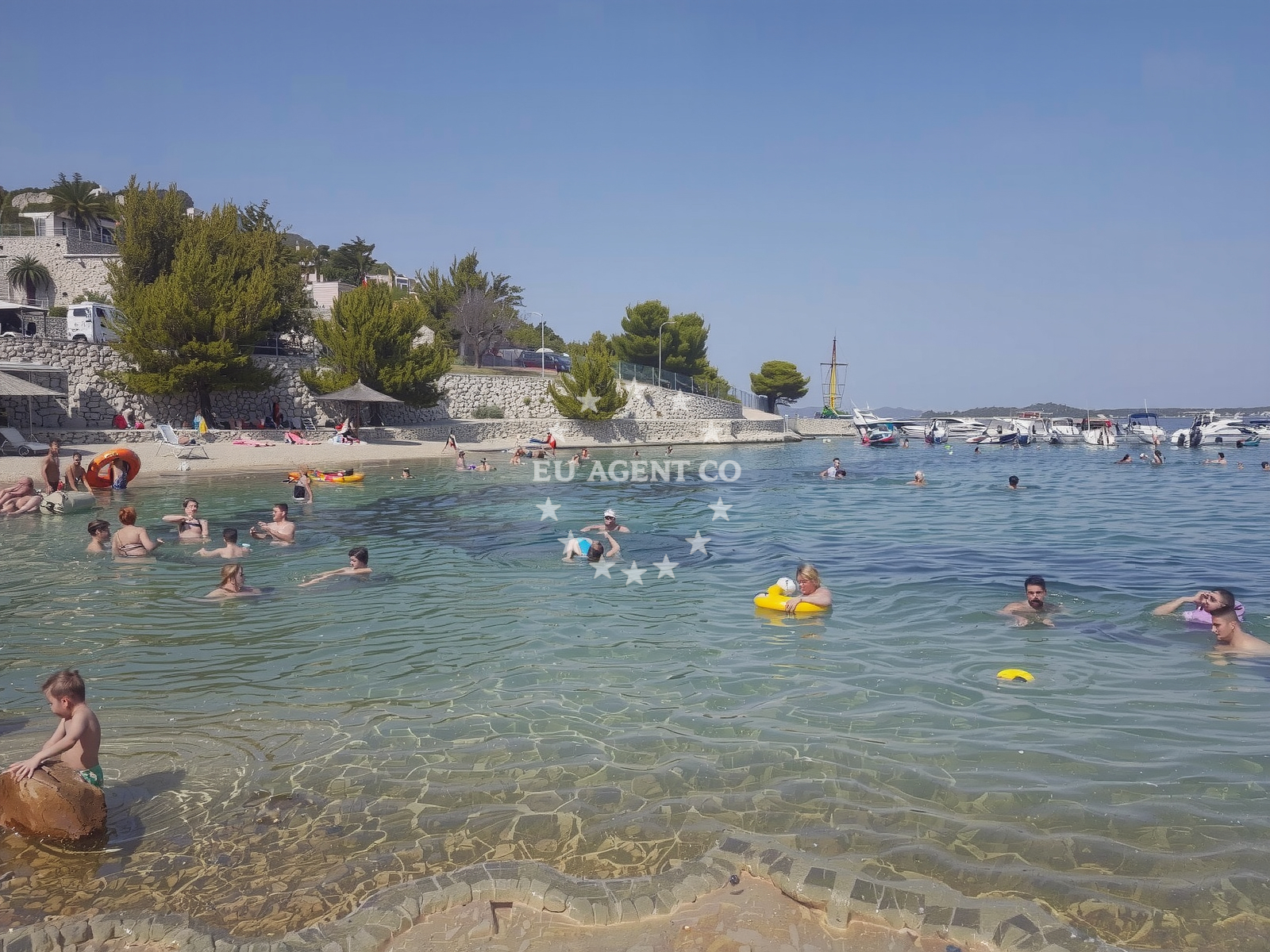 Additional view of Oaza Mira beach in Put Malenice 12, Drage