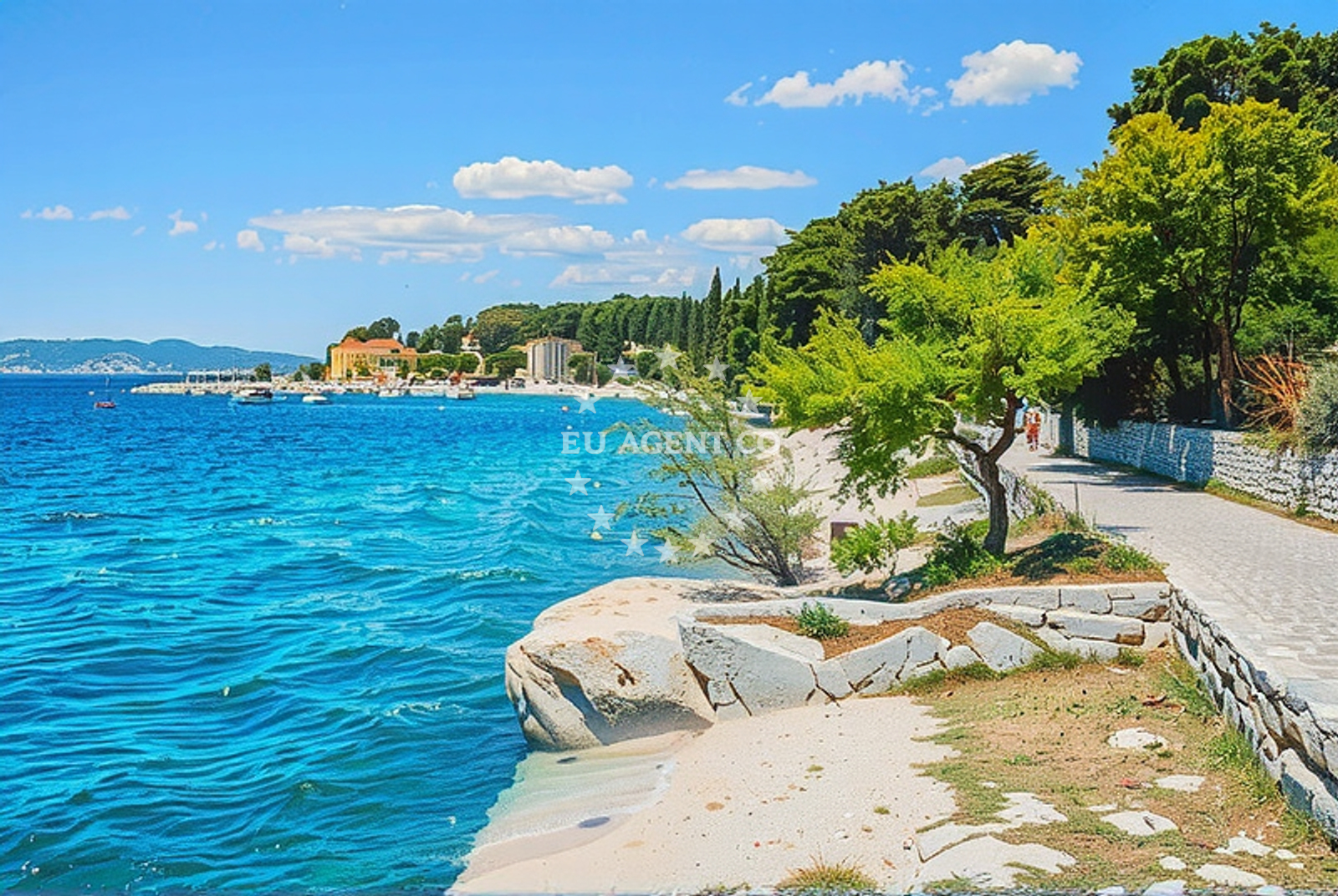 Additional view of Obojena beach in Ulica Antuna Mihanovića 44 ground floor, Split