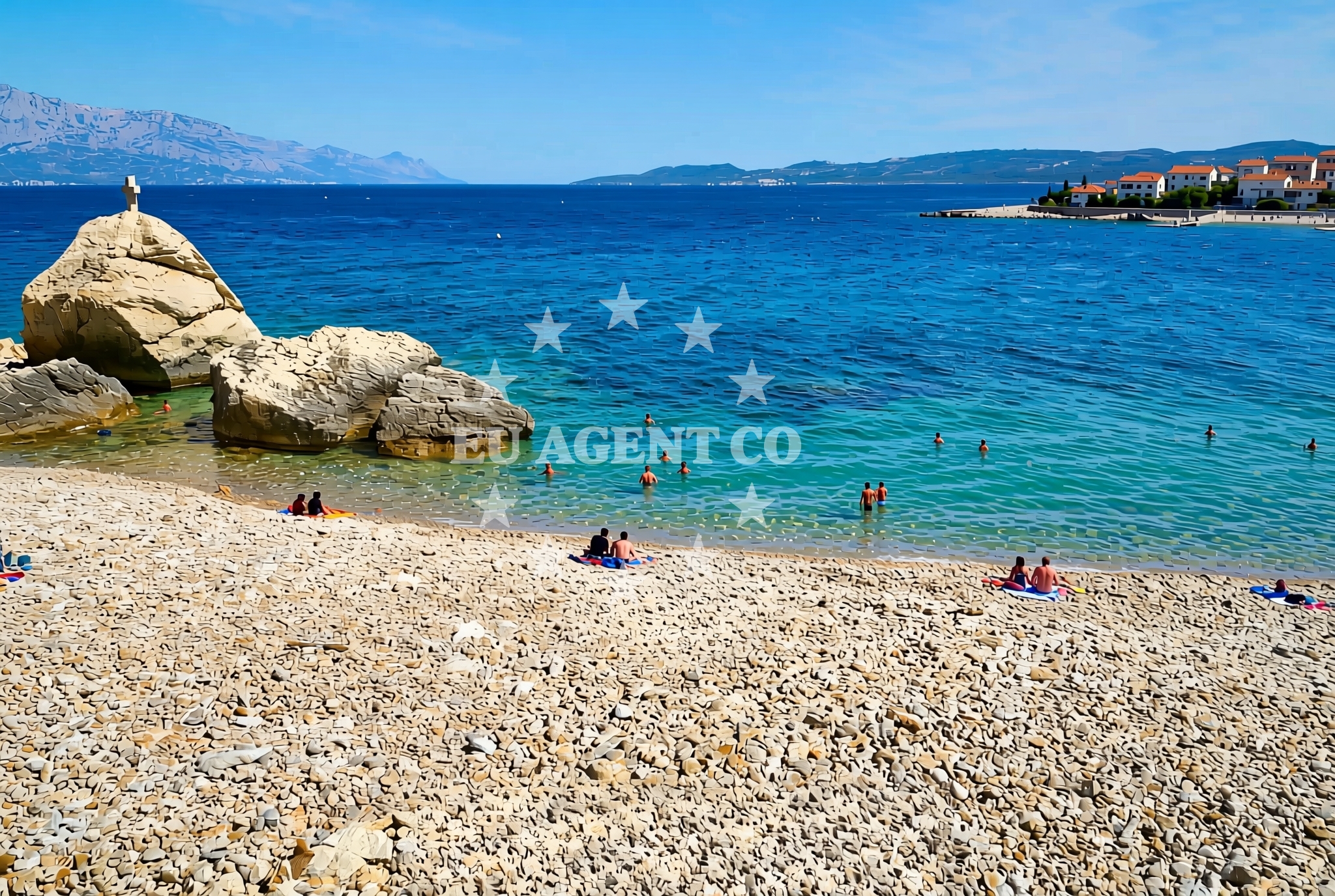Overview of Obriž istok, Lokva Rogoznica Beach in Obriž istok