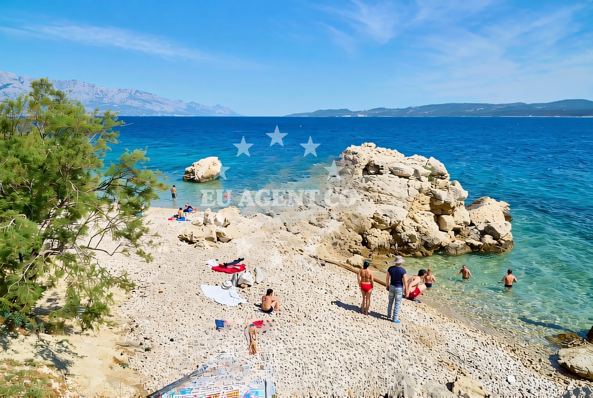 Beach facilities and surroundings at Obriž istok, Lokva Rogoznica Beach in Obriž istok
