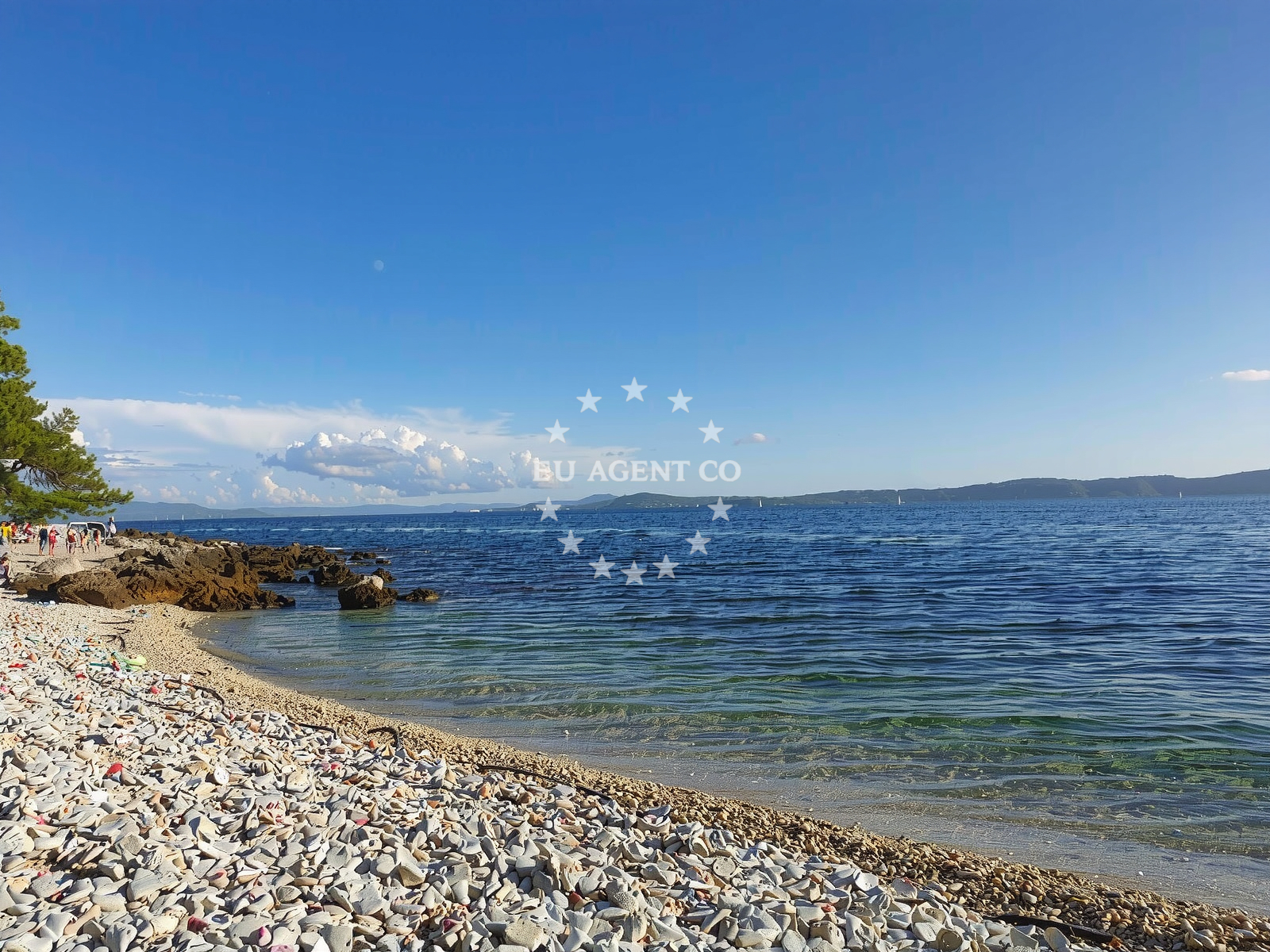 Sea and coastal view of Okrug Gornji beach in Splitska ulica 10 Trogir,Čiovo,Okrug Gornji,Mavarštica,, Trogir
