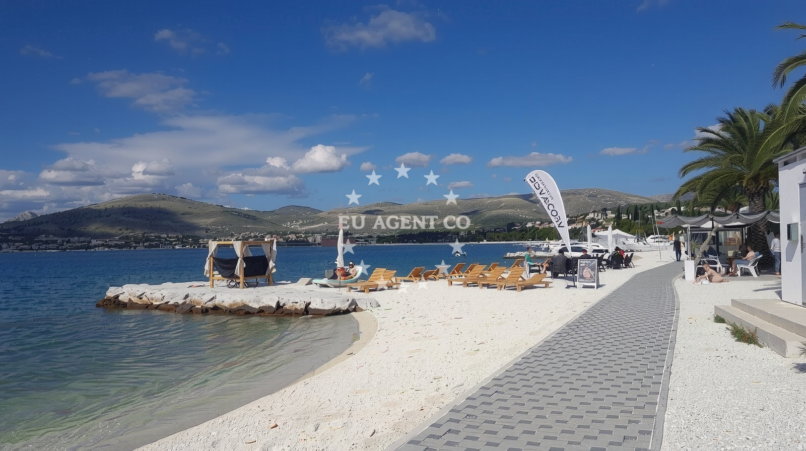 Sea and coastal view of Okrug Gornji III beach in Kuzmića I br.2., Trogir