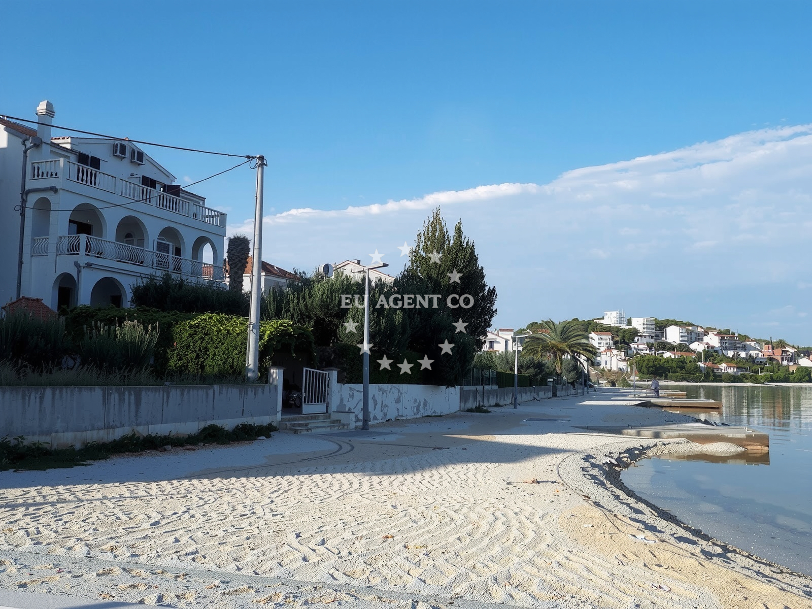 Additional view of Okrug Gornji III beach in Kuzmića I br.2., Trogir