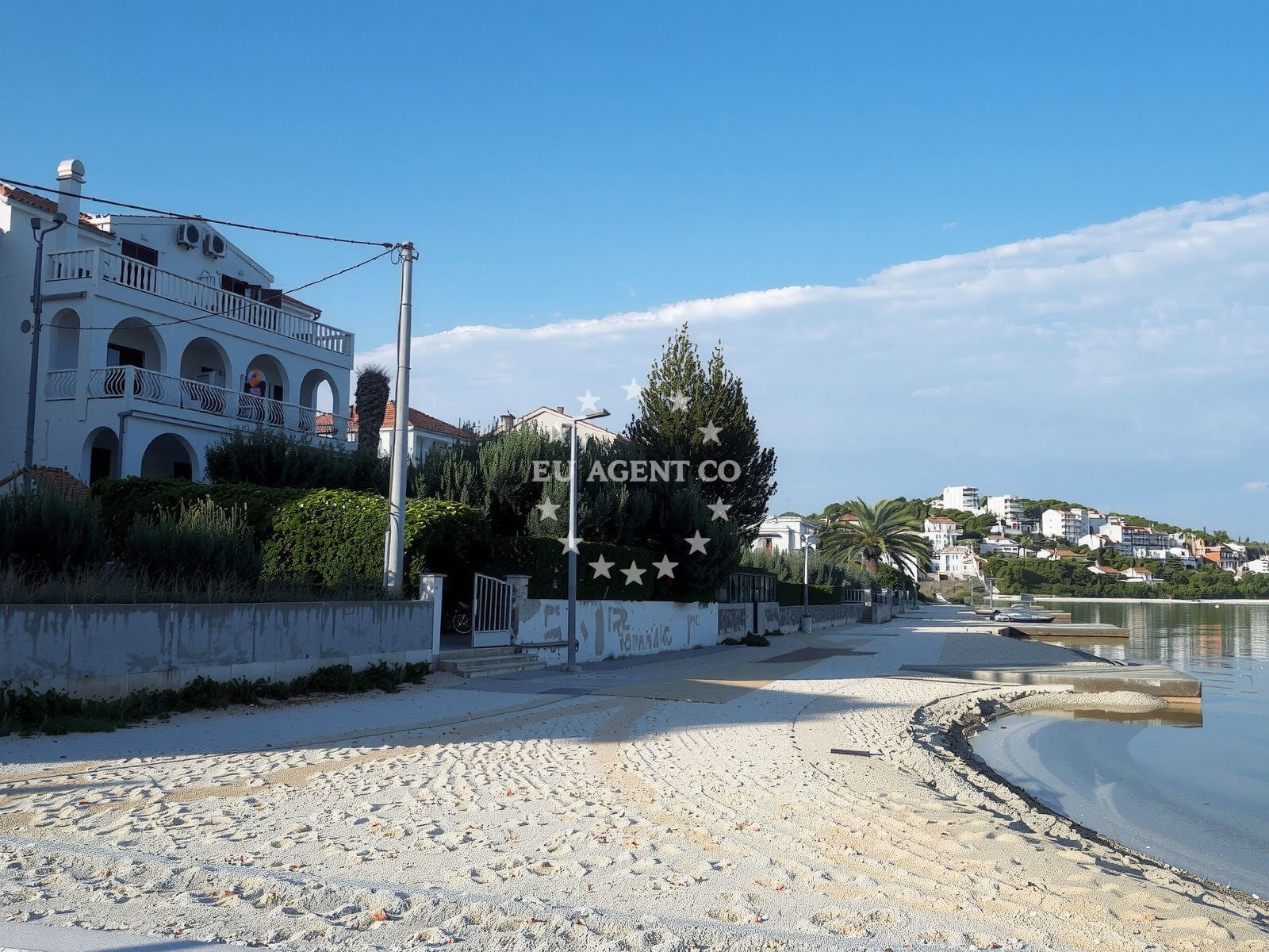 Additional view of Okrug Gornji III beach in Kuzmića I br.2., Trogir