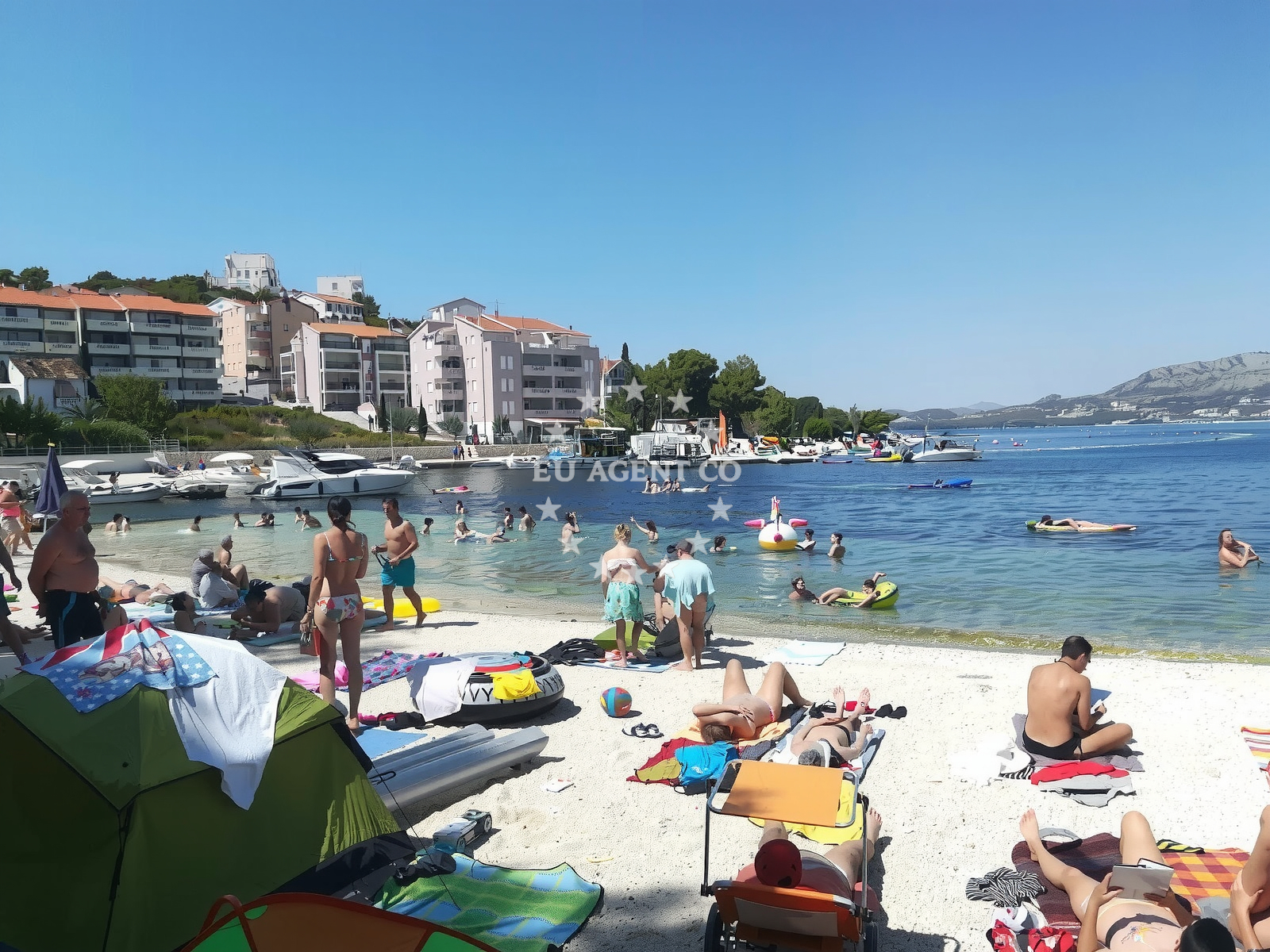 Additional view of Okrug Gornji IV beach in 10 Šetalište Stjepana Radića, Trogir