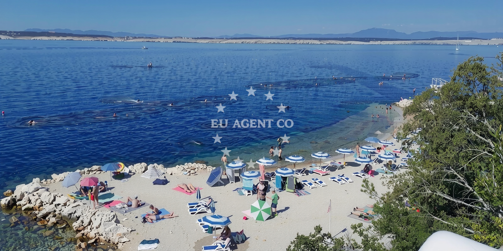 Overview of Omorika beach II in 14 Gajevo Šetalište, Crikvenica
