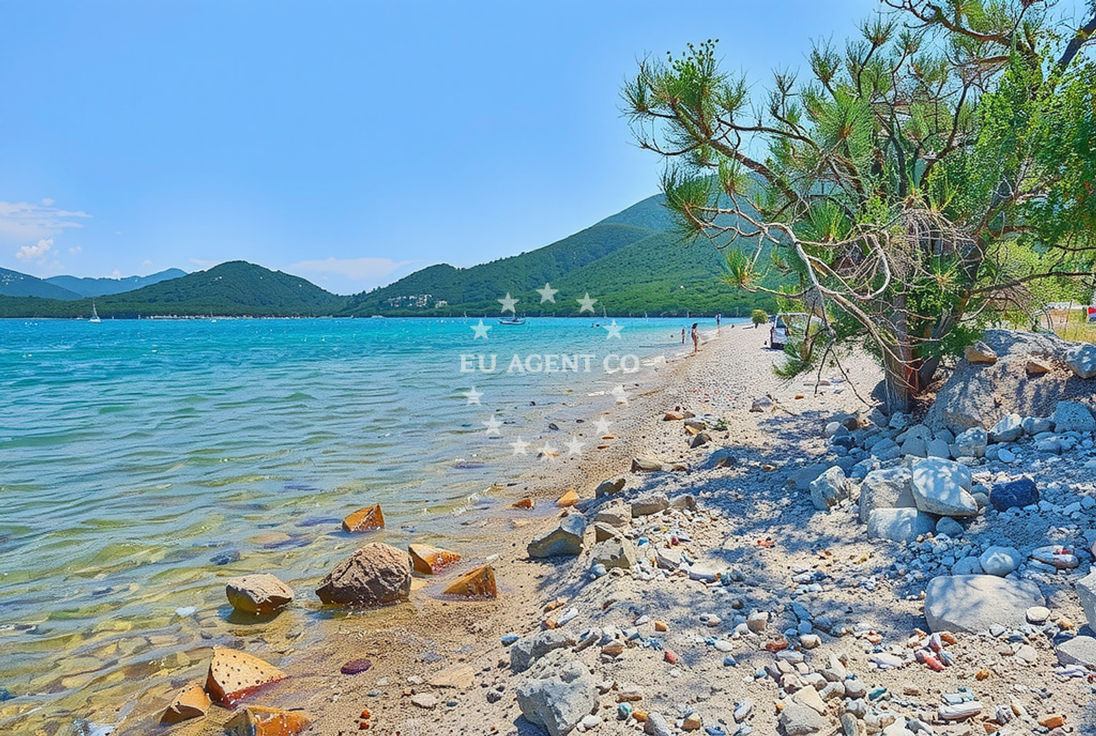 Shoreline and swimming area at Đonta, Duba Stonska Beach in Đonta