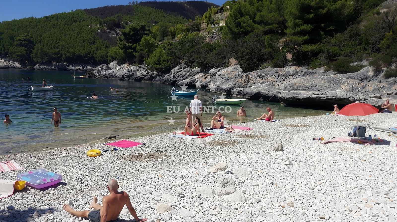 Additional view of Orlandusa beach in Žrnovo 1450, Žrnovo