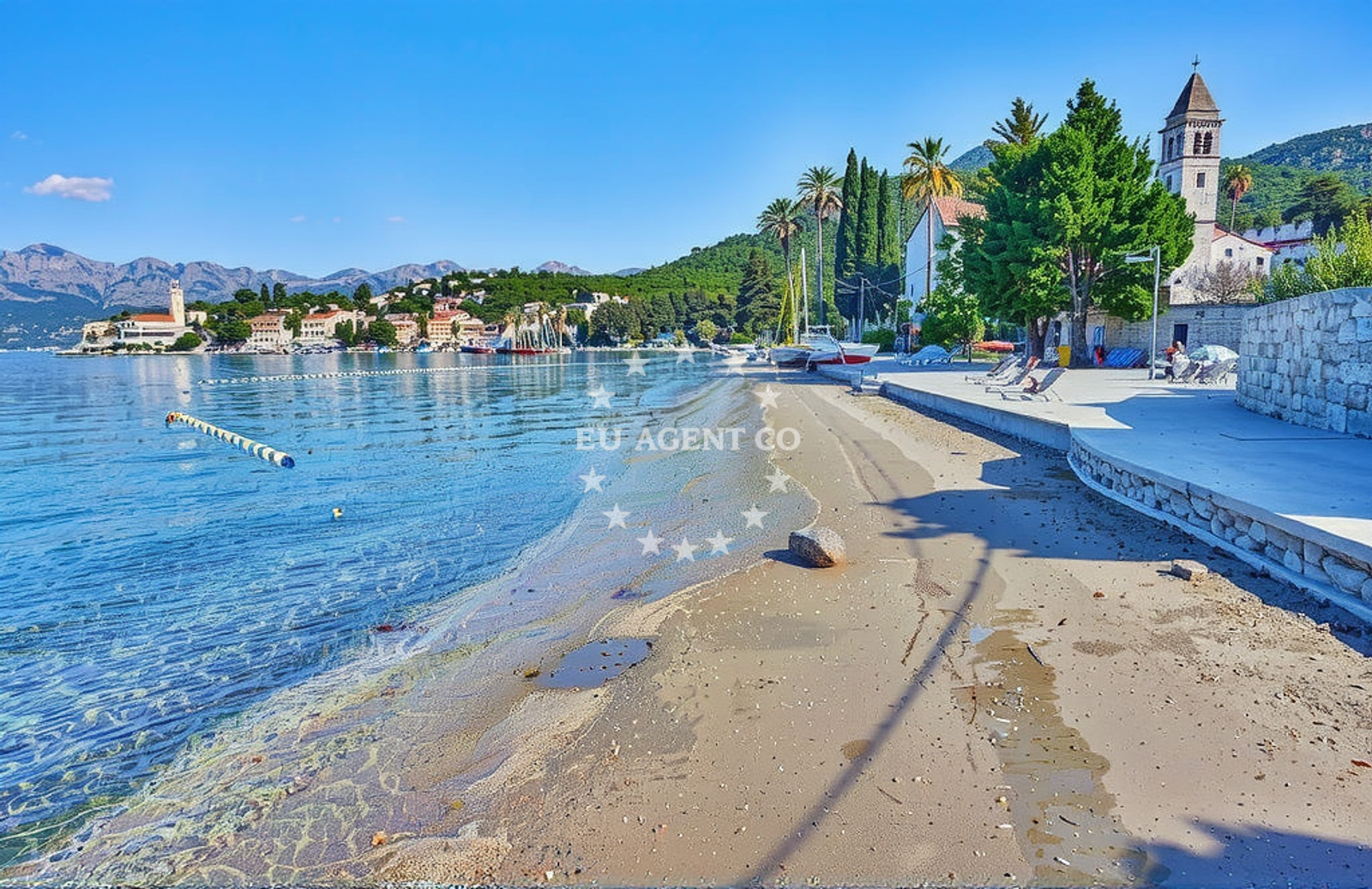 Additional view of Otok Sipan II beach