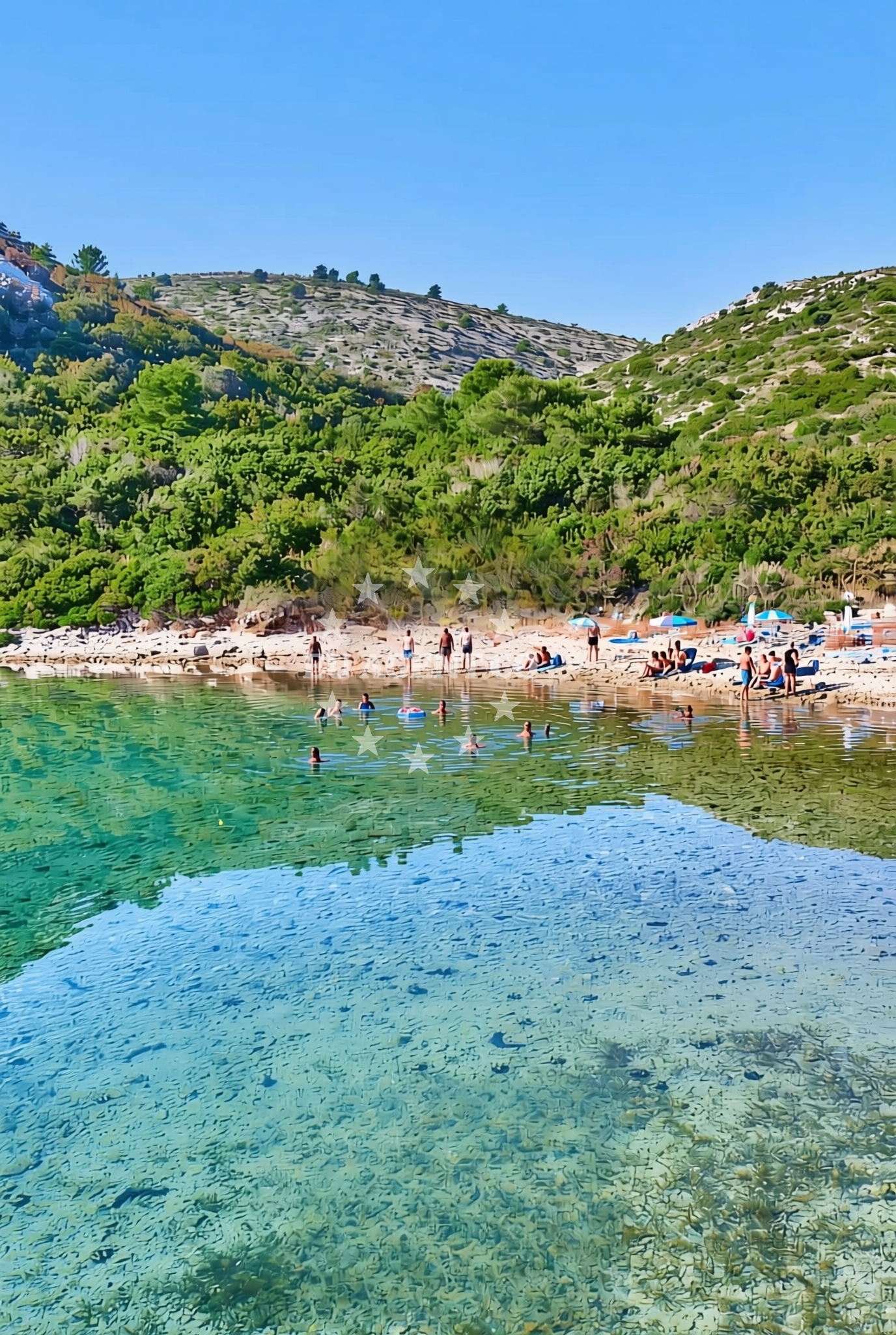 Beach facilities and surroundings at Ovča, Savar (Dugi otok) Beach in Ovča
