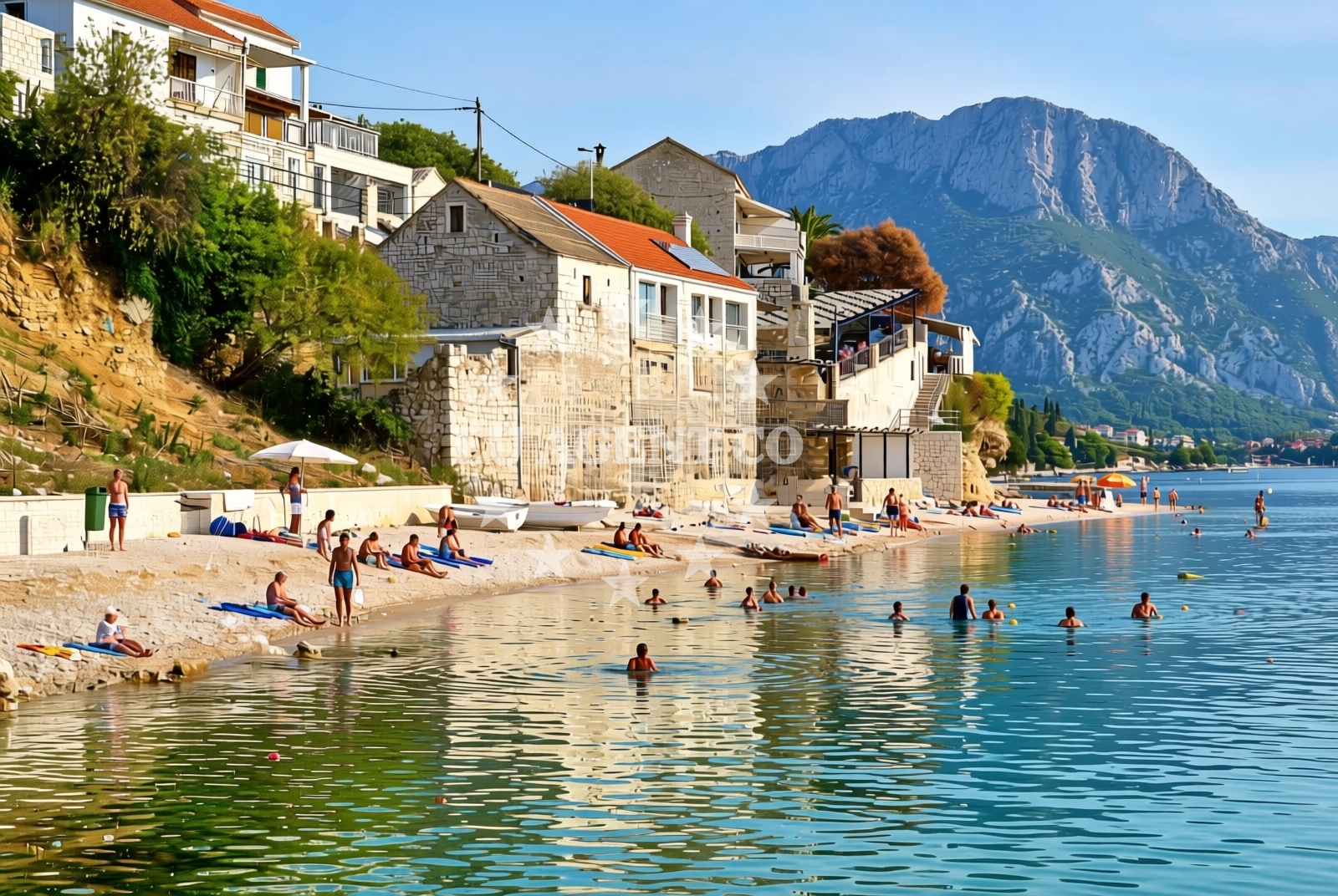 Beach facilities and surroundings at Pakline, Brist Beach in Pakline