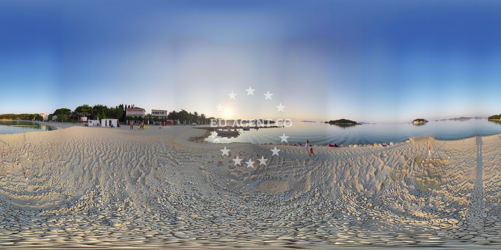 Additional view of Pakostane beach in 76 Ulica kraljice Jelene, Pakoštane
