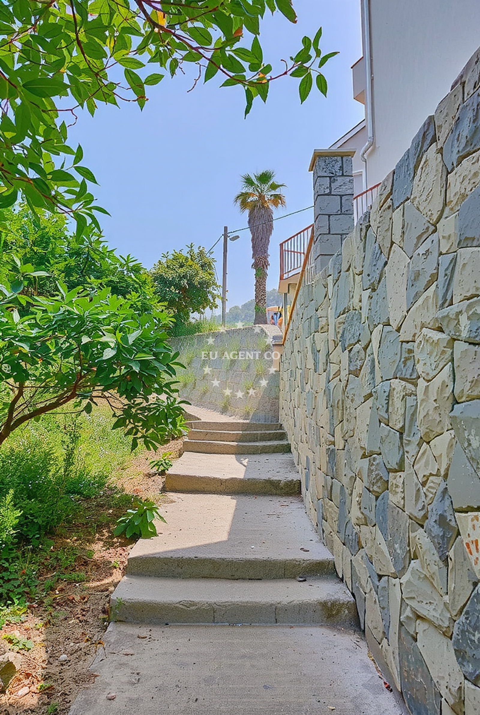 Additional view of Palma's beach