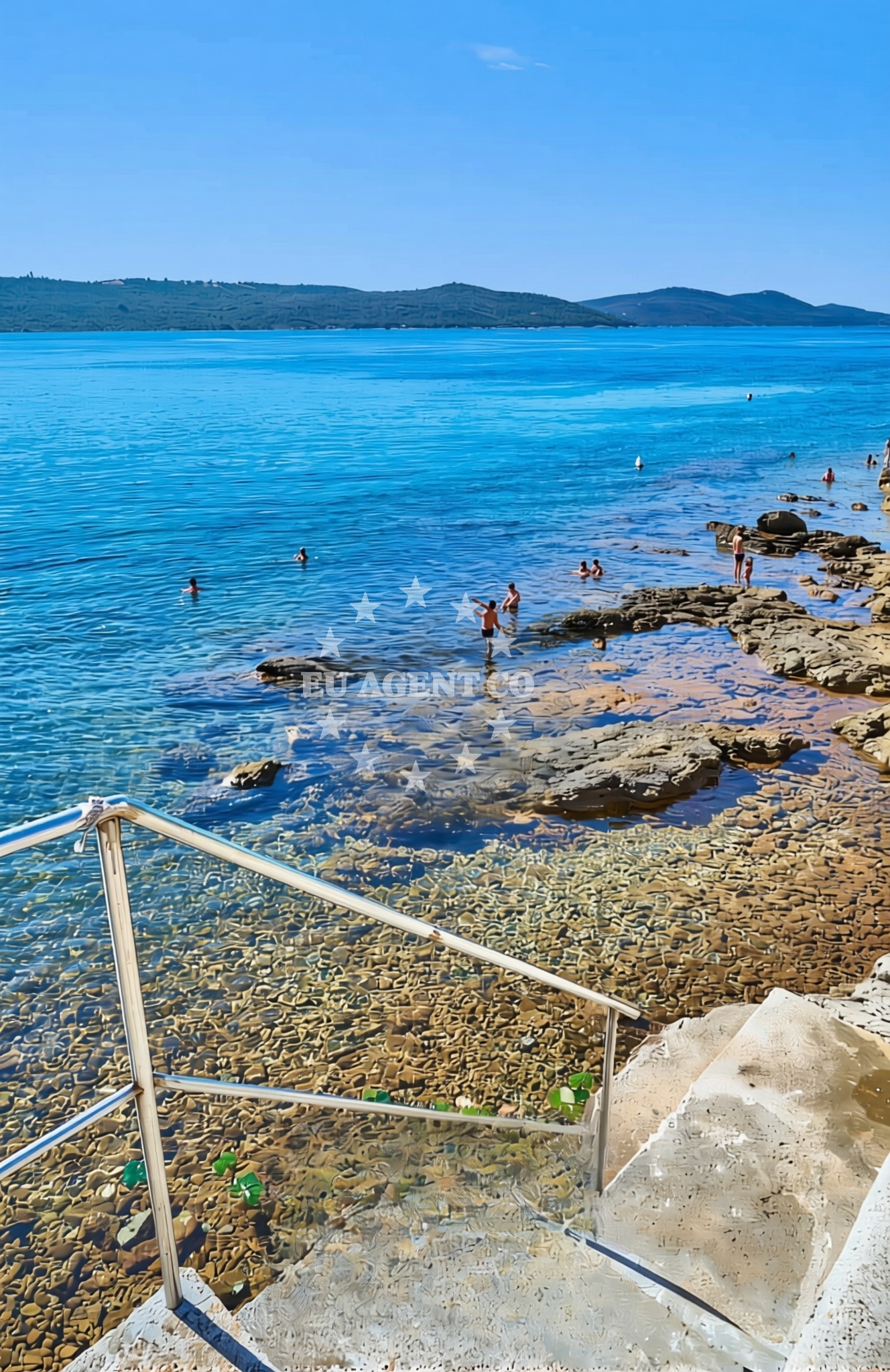 Additional view of Paračica jug, Rivanj (Rivanj) Beach in Paračica jug