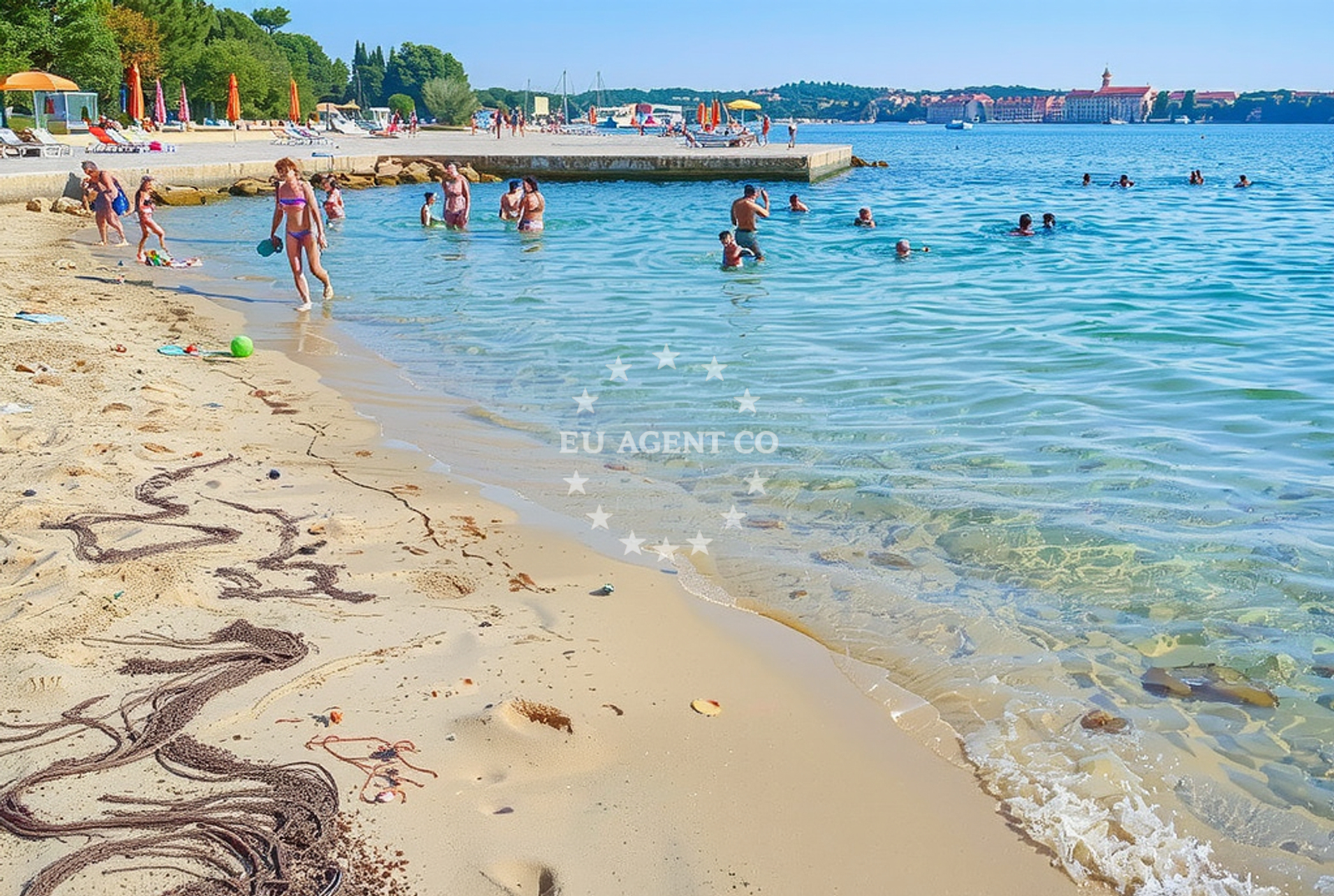Additional view of Parentino beach