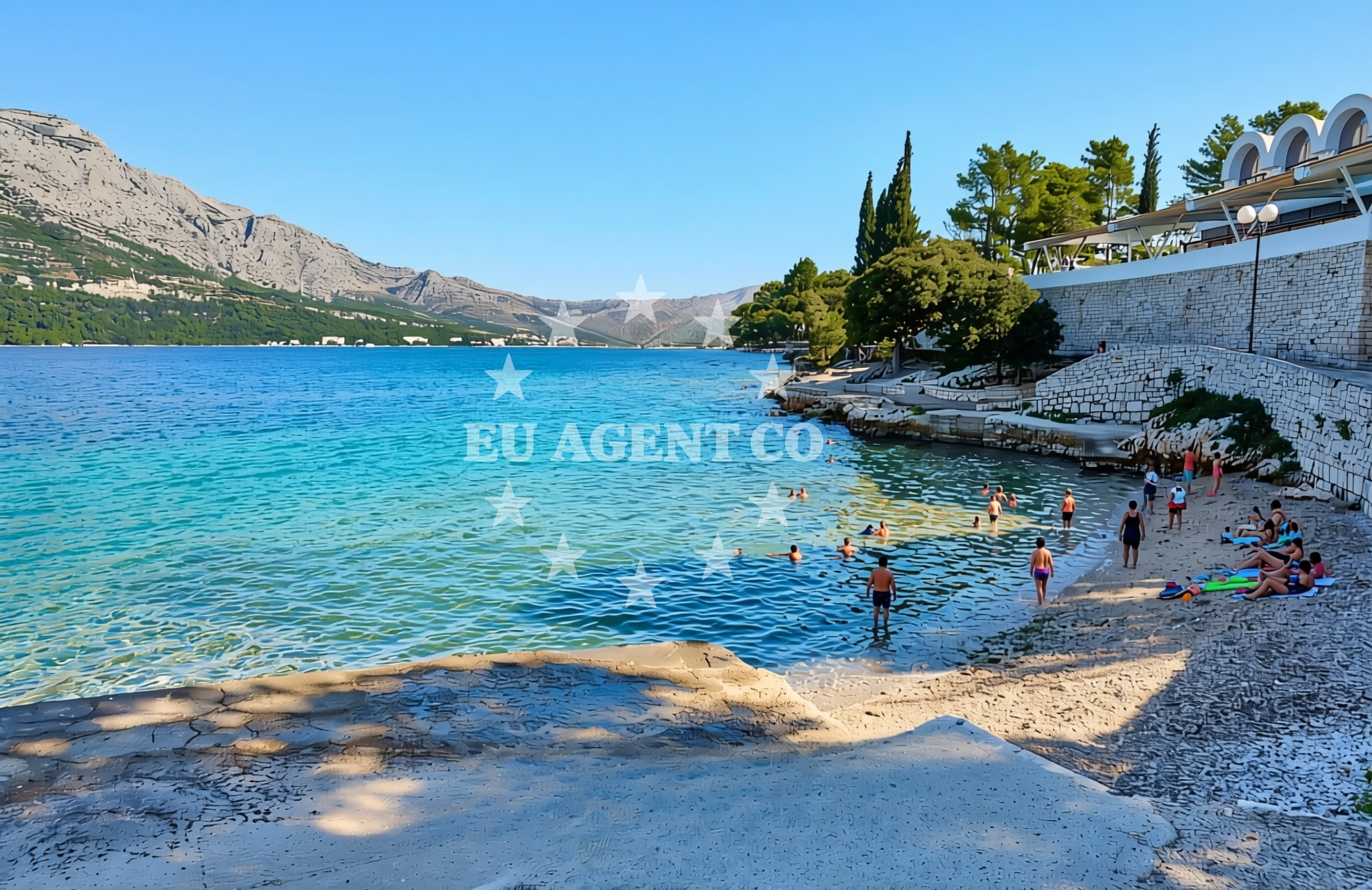 Beach facilities and surroundings at Park, Korčula (Korčula) Beach in Park