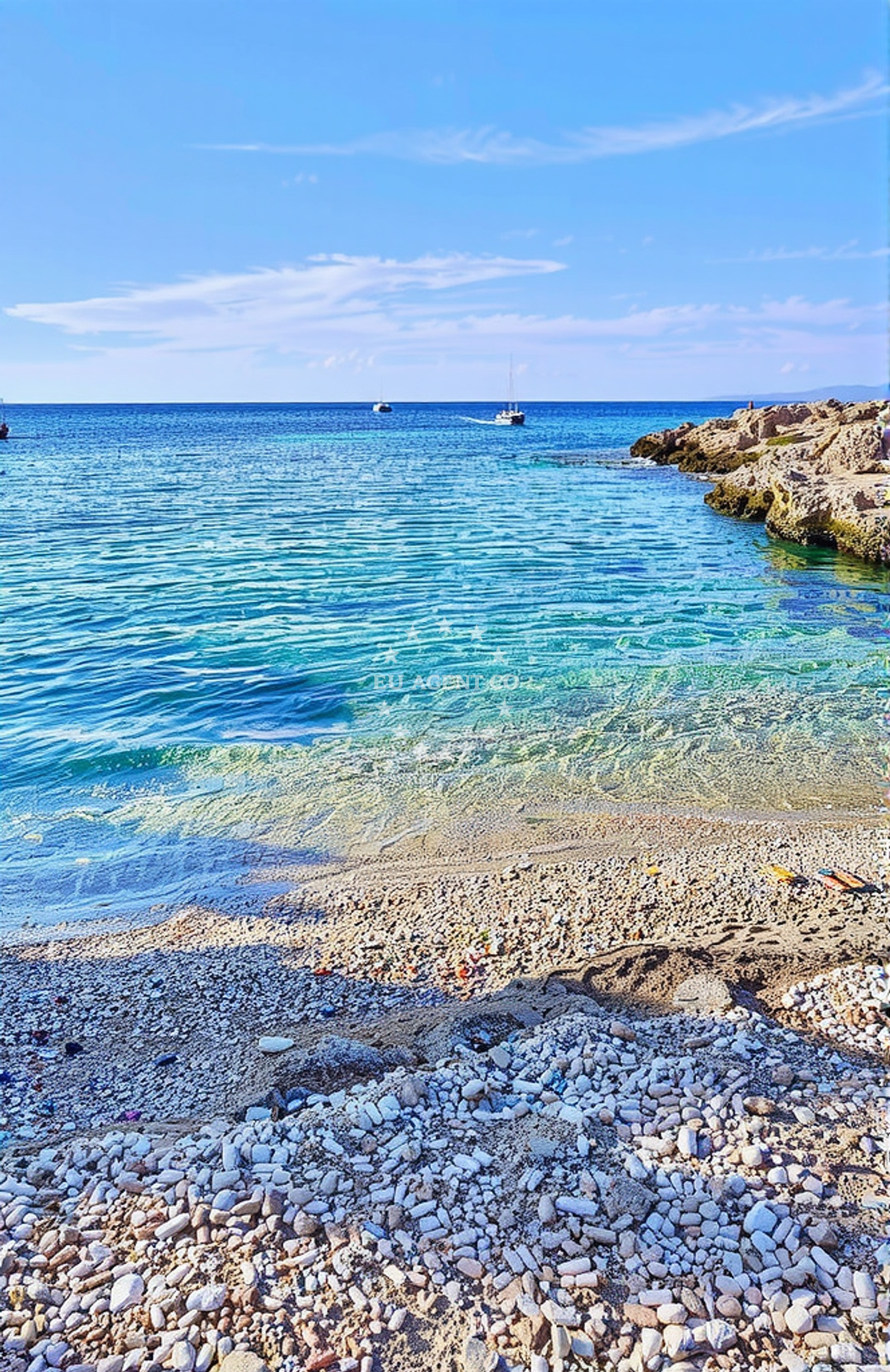 Additional view of Pascuka beach in Milna, Malo Grablje