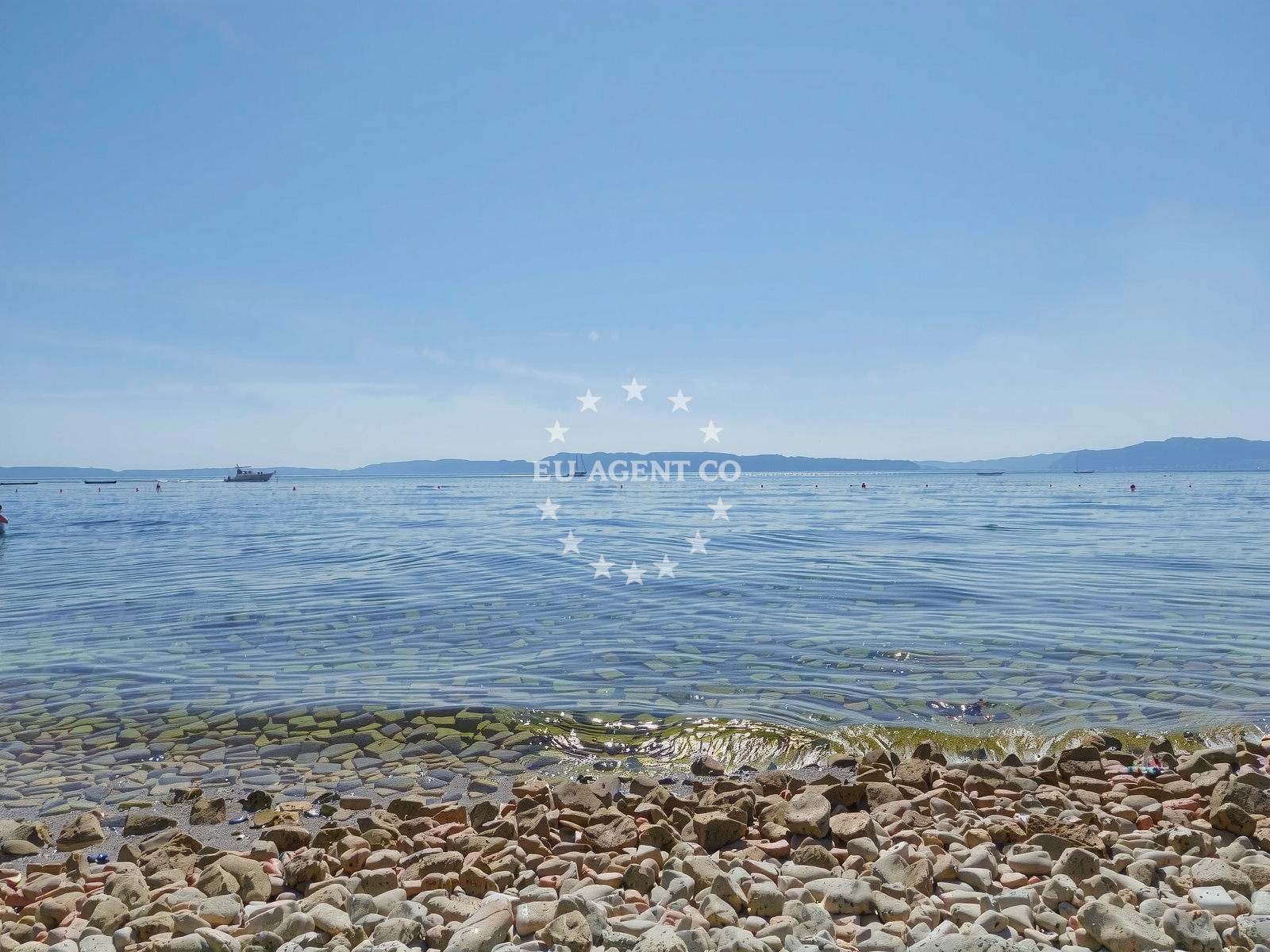 Additional view of Paveki beach in Žarka Pezelja 6, Kostrena
