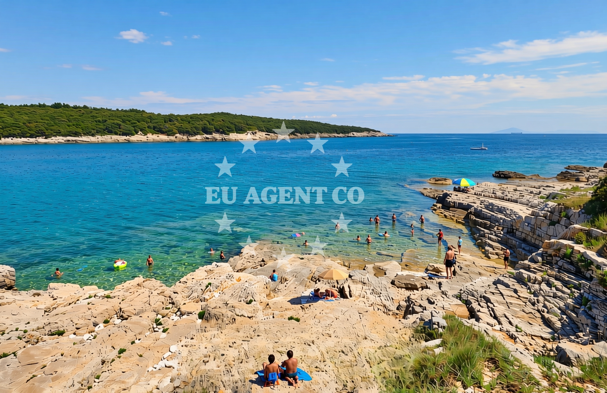 Beach facilities and surroundings at Pavićini: beaches and coves (3) in Pavićini