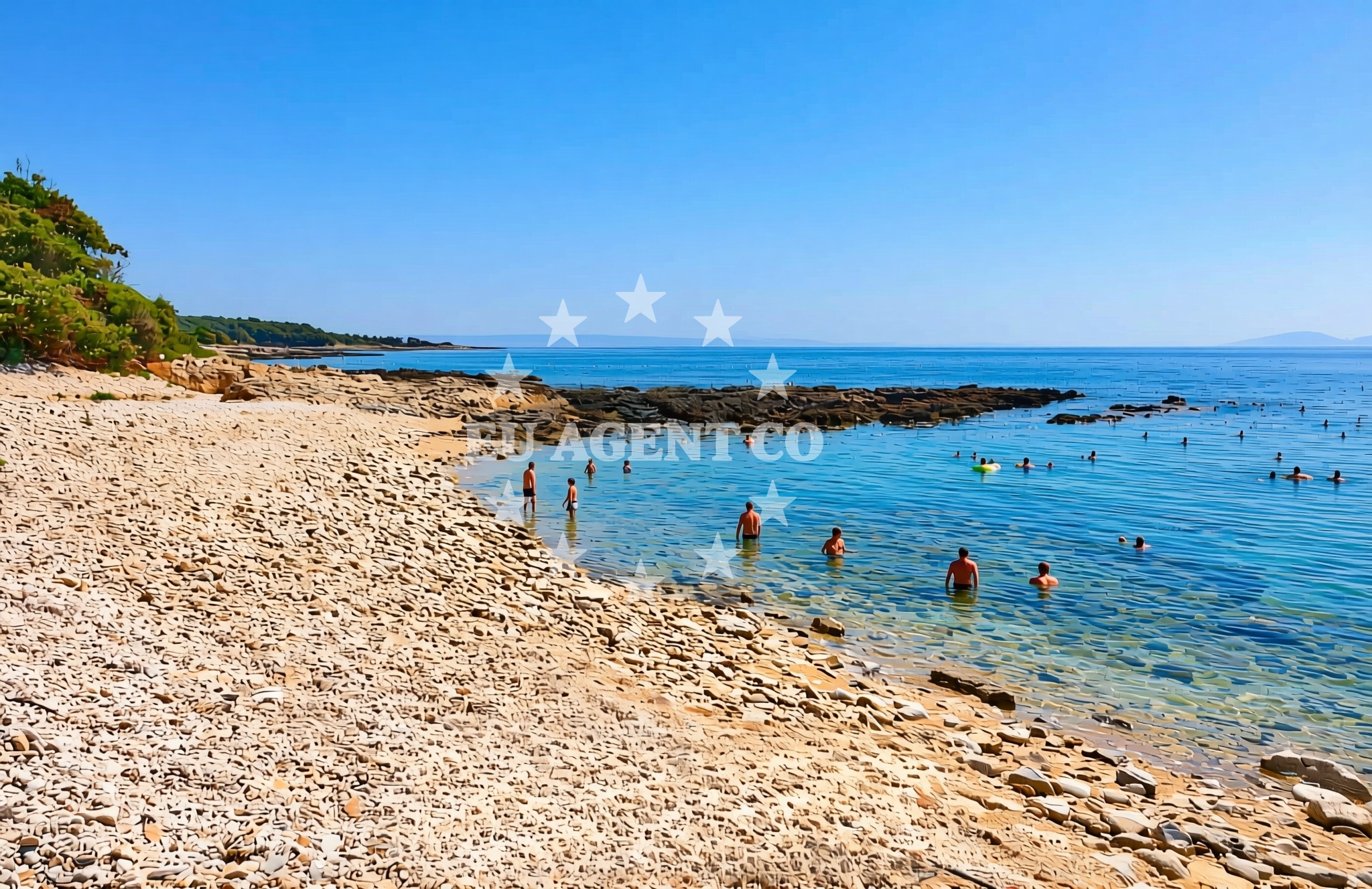 Beach facilities and surroundings at Paviri sjever, Šišan Beach in Paviri sjever