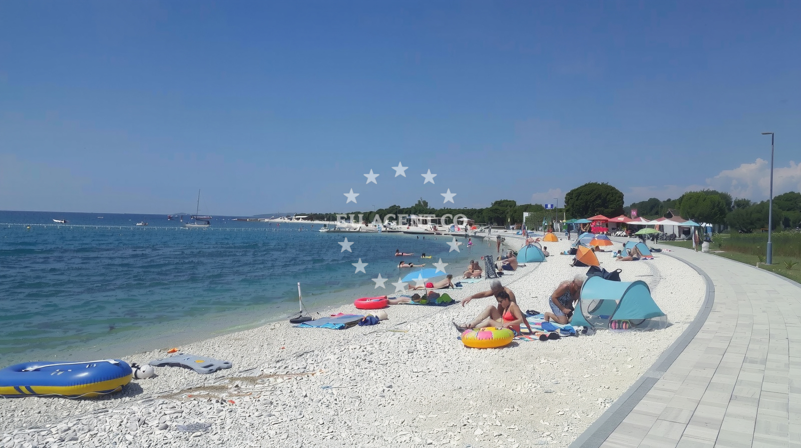 Additional view of Pebble beach in Peroj 1080, Peroj