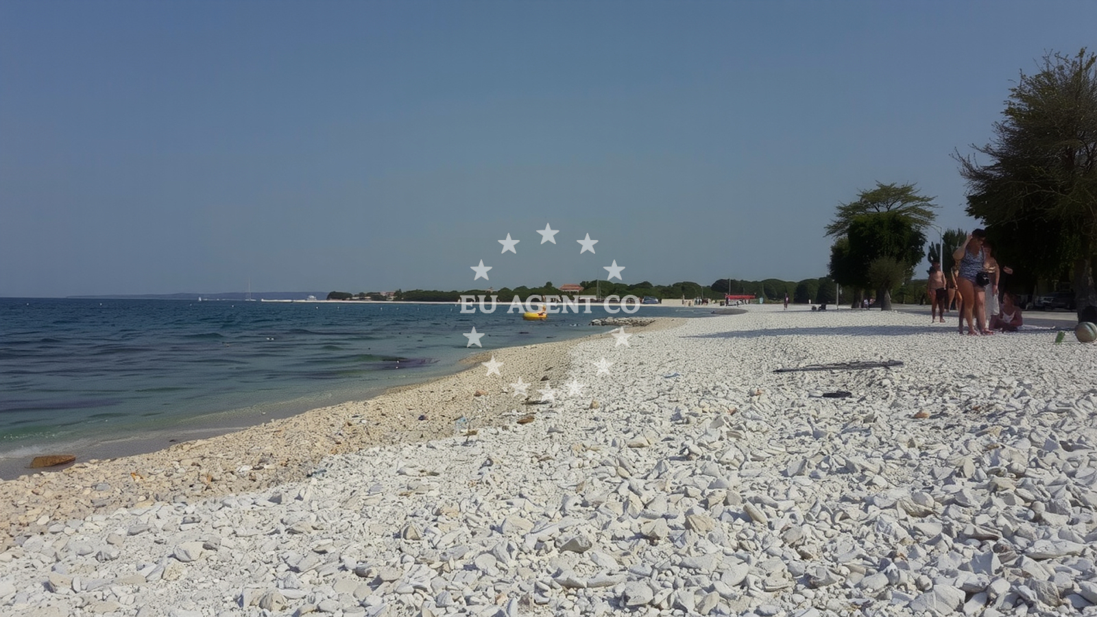 Additional view of Pebble beach in Peroj 1080, Peroj