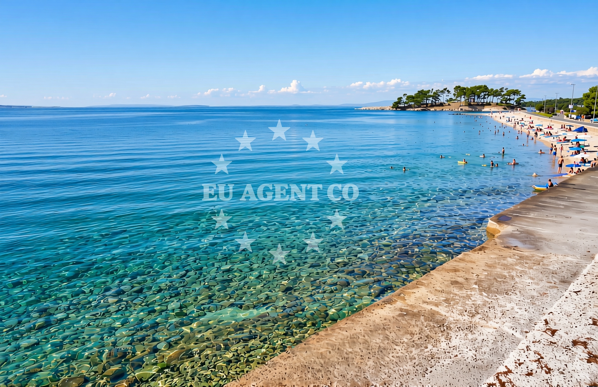 Beach facilities and surroundings at Pende, Banjol (Rab) Beach in Pende