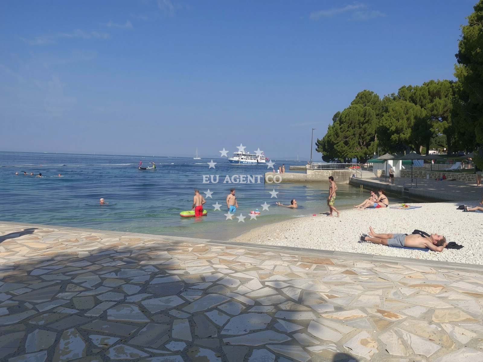 Additional view of Perentium beach in Zelena Laguna bb, Poreč