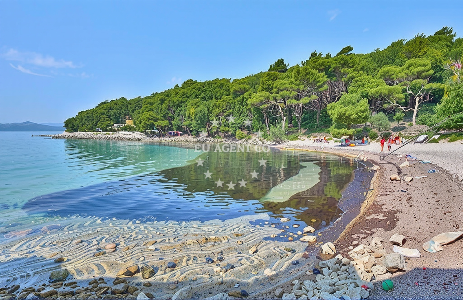 Additional view of Perna beach in Trajektna 28, Sućuraj